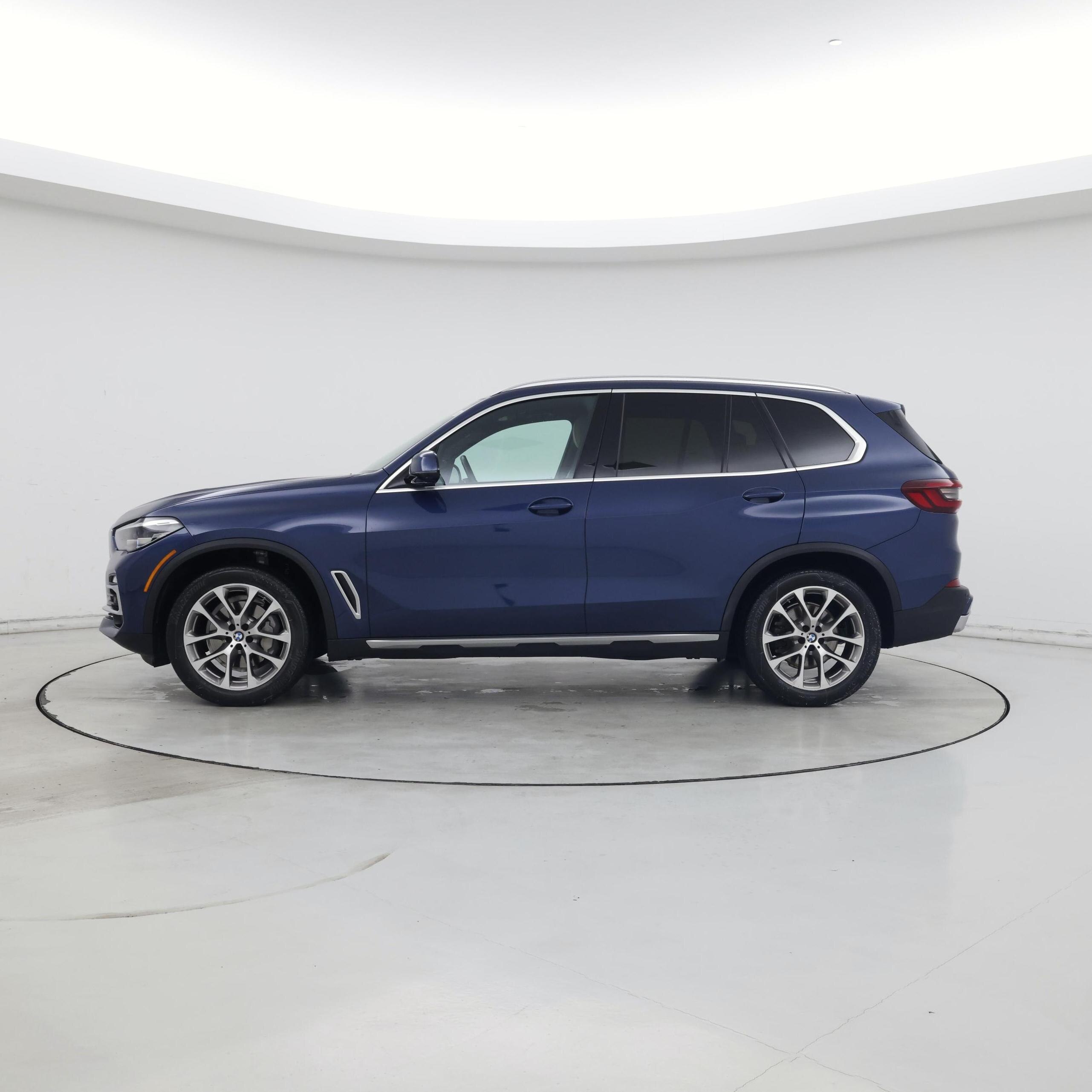 Thumbnail: 2021 BMW X5 - 3