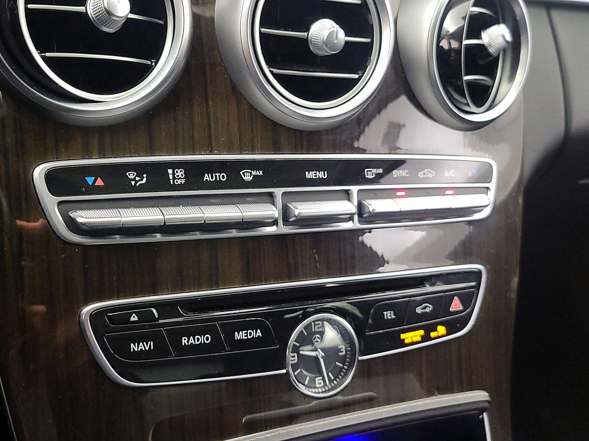 Thumbnail: 2016 Mercedes-Benz C-Class - 17