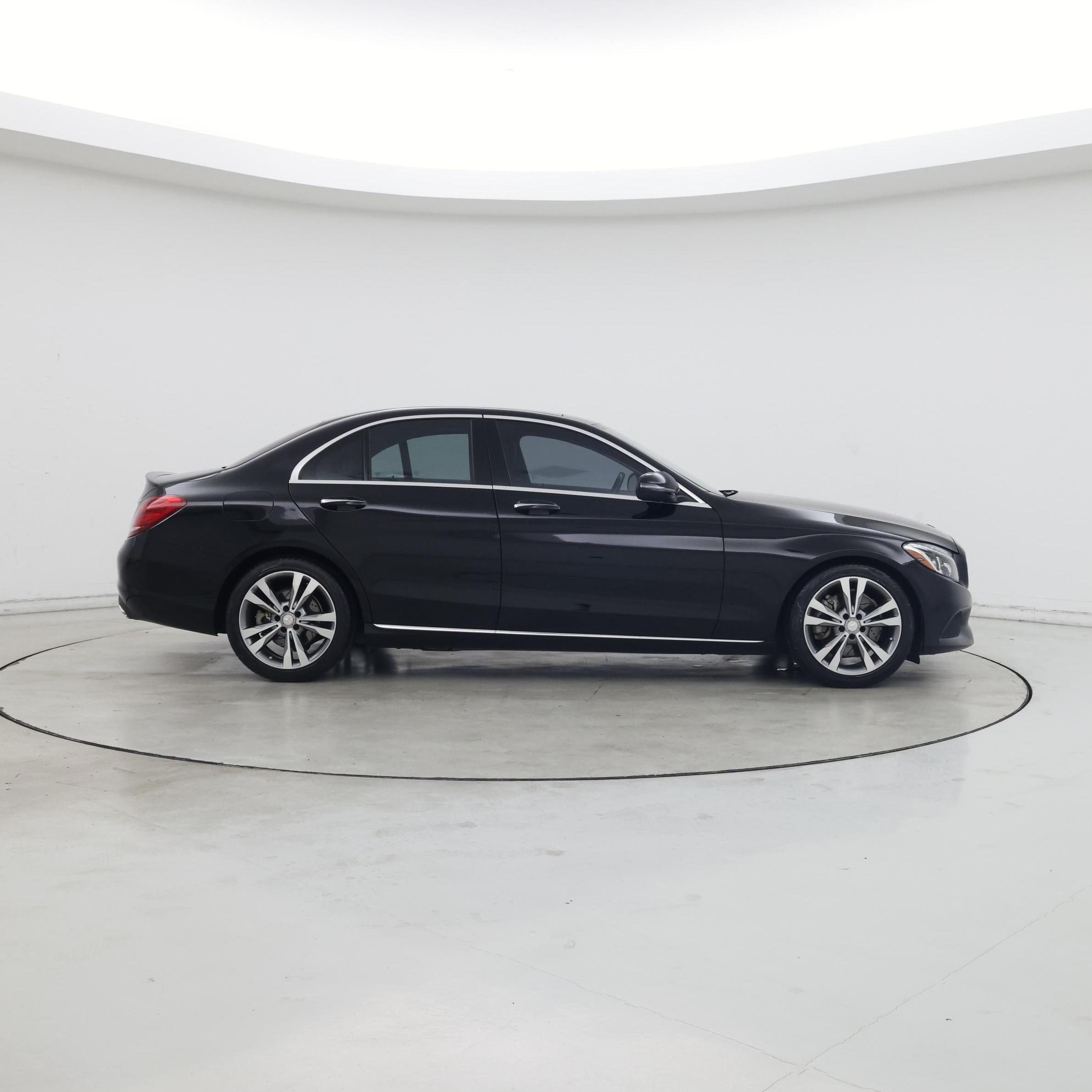 Thumbnail: 2016 Mercedes-Benz C-Class - 7