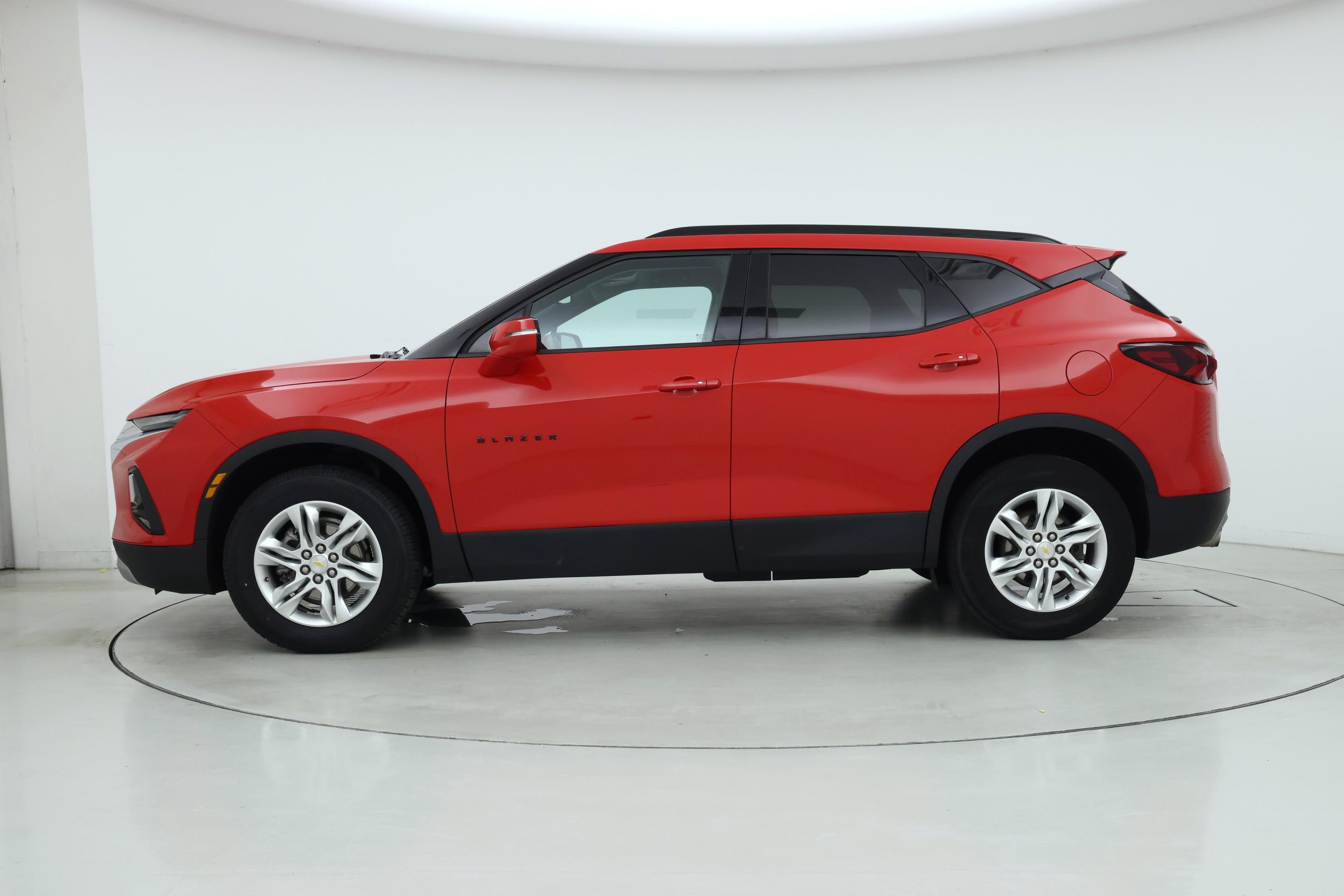 Thumbnail: 2022 Chevrolet Blazer - 3