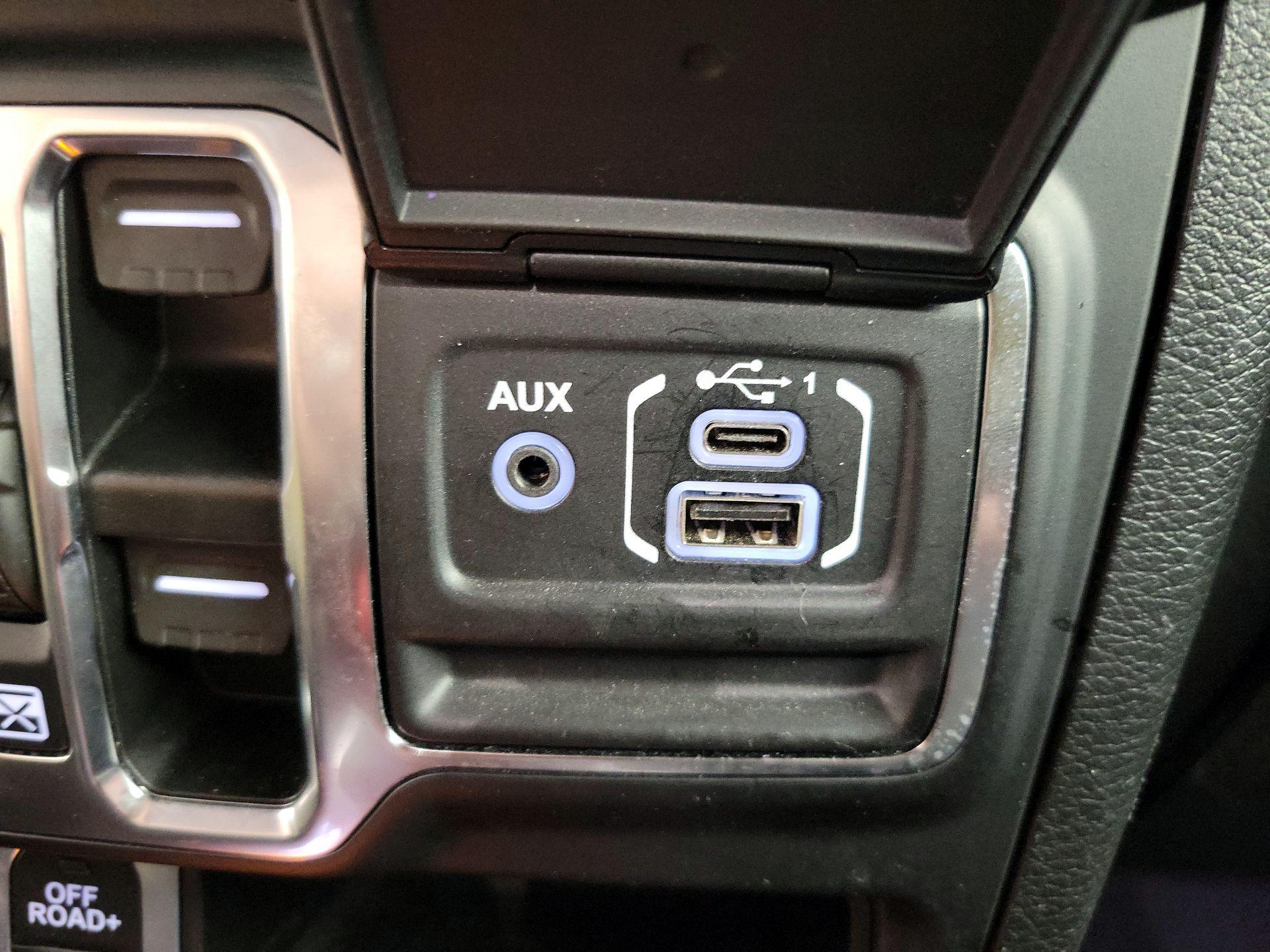 Thumbnail: 2021 Jeep Gladiator - 19