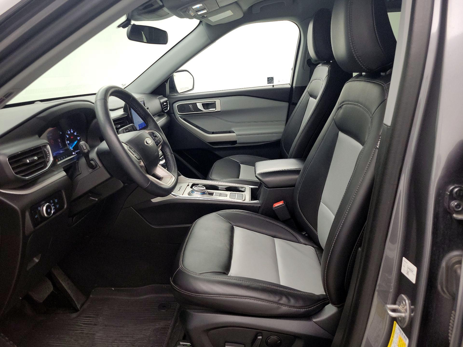 Thumbnail: 2023 Ford Explorer - 11