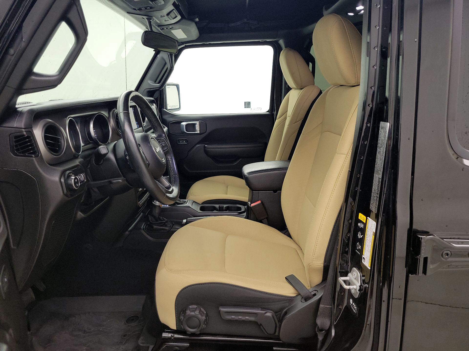 Thumbnail: 2021 Jeep Gladiator - 11