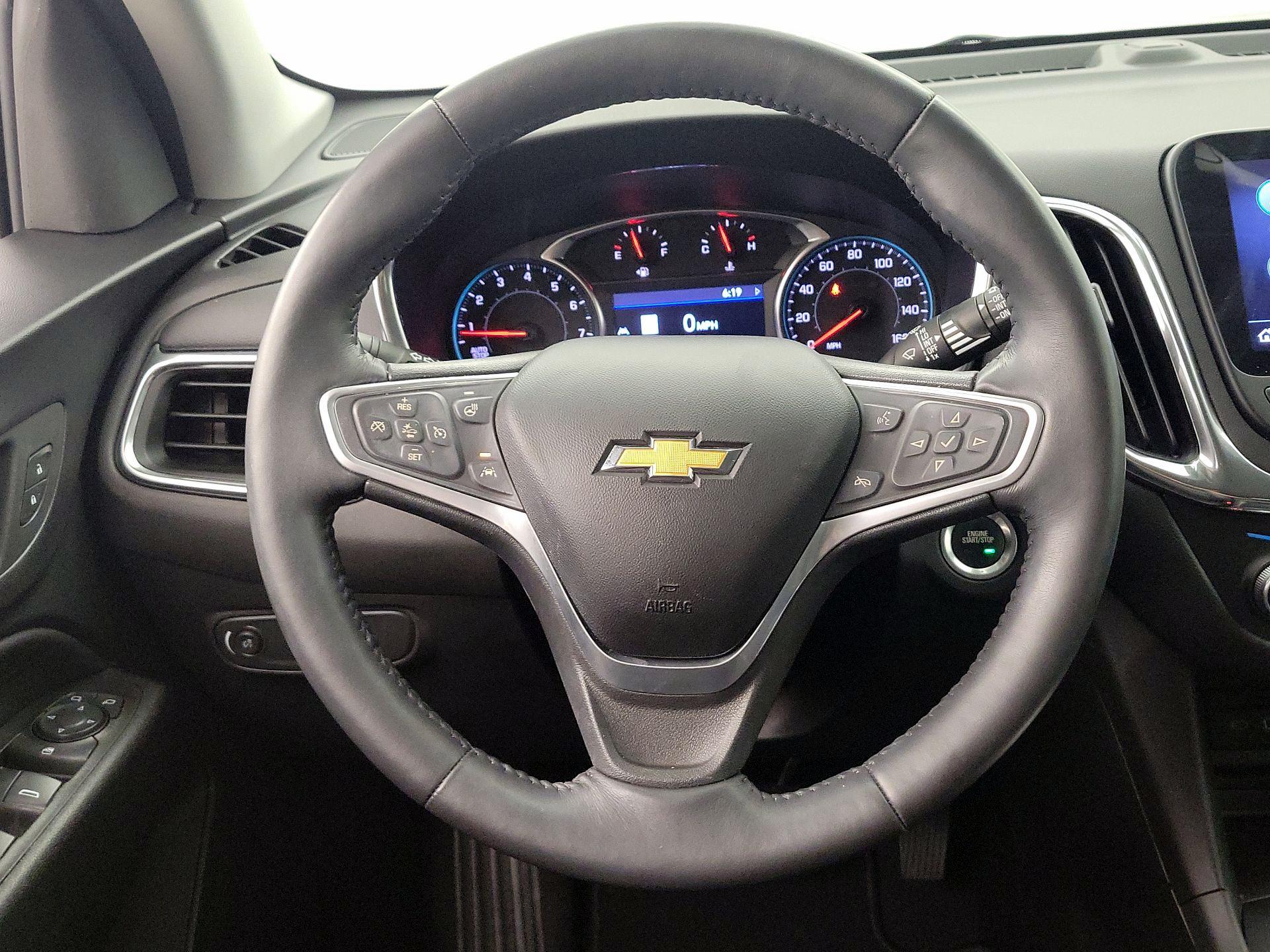Thumbnail: 2022 Chevrolet Equinox - 10