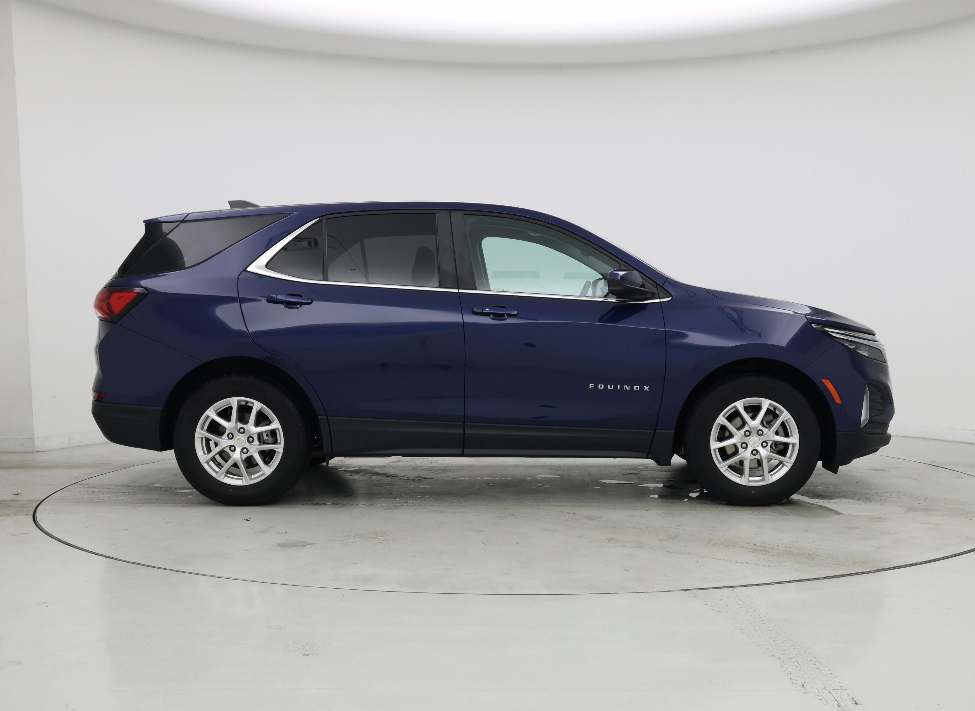 Thumbnail: 2022 Chevrolet Equinox - 7
