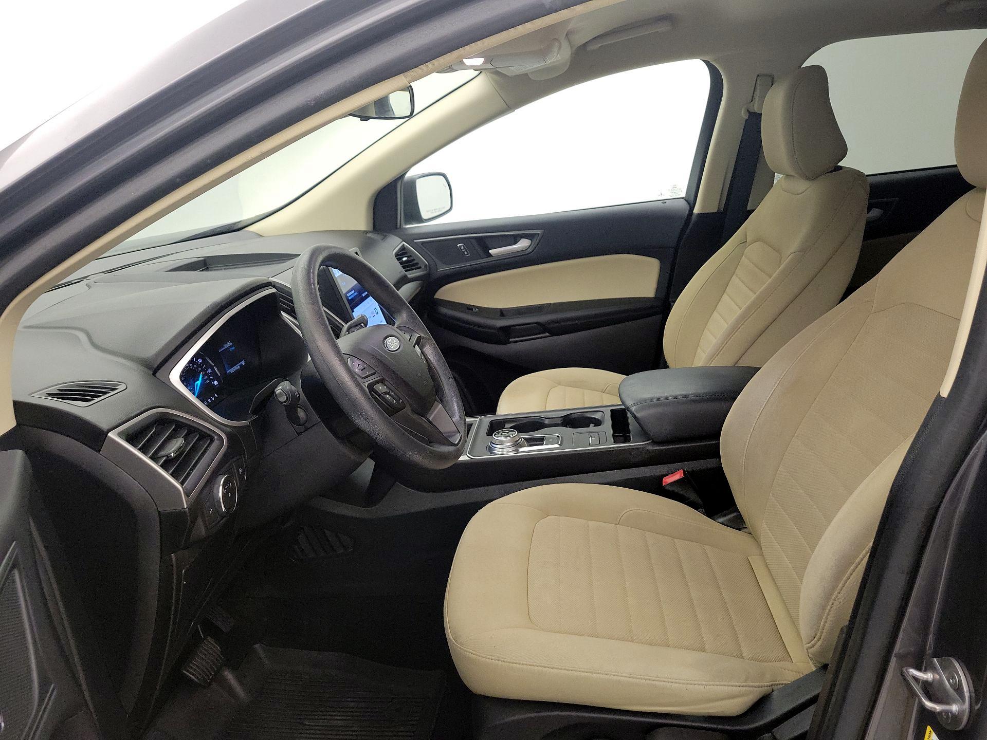 Thumbnail: 2021 Ford Edge - 11