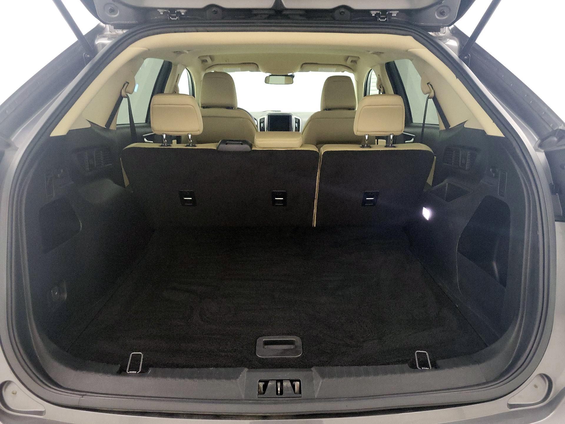 Thumbnail: 2021 Ford Edge - 20