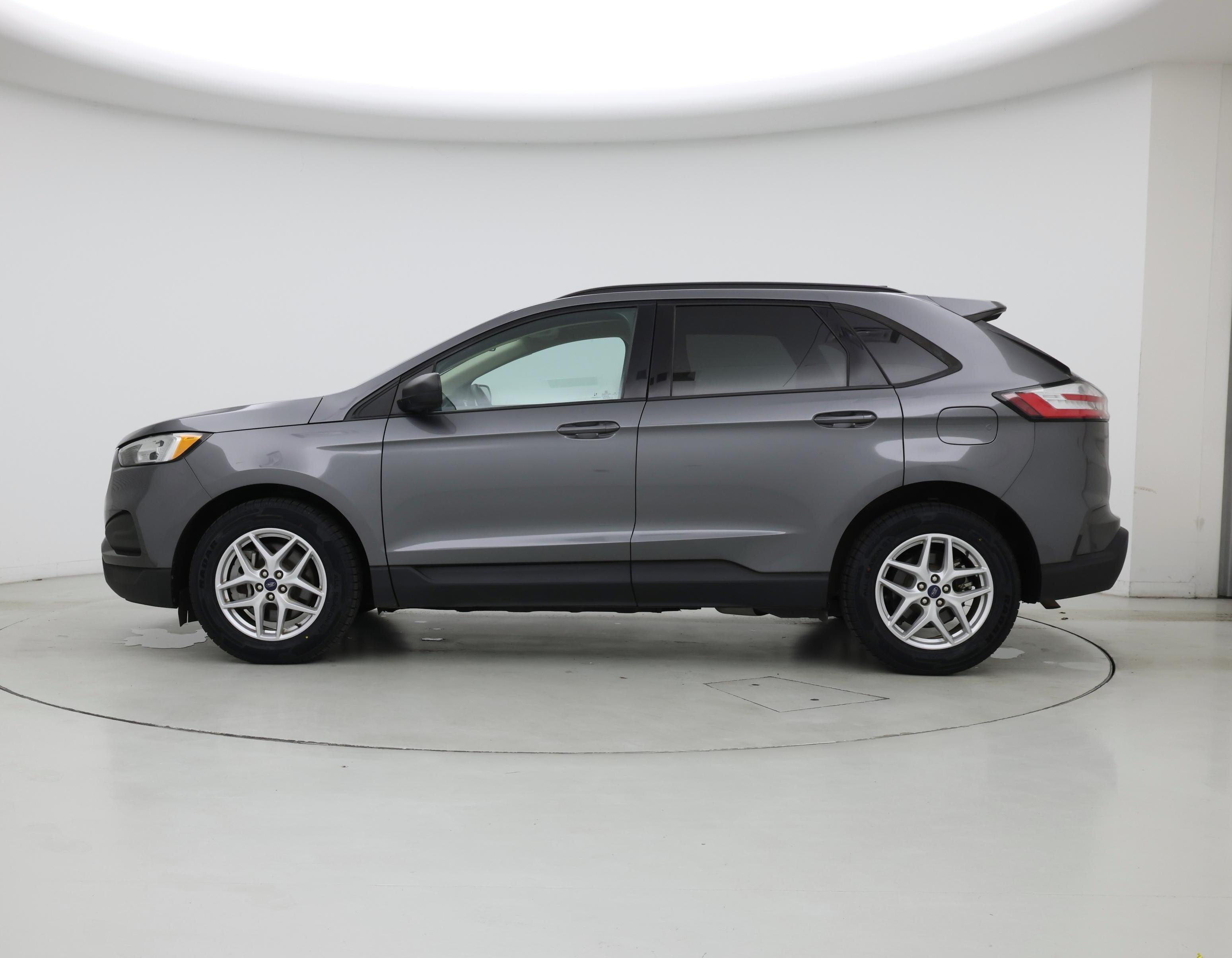 Thumbnail: 2021 Ford Edge - 3