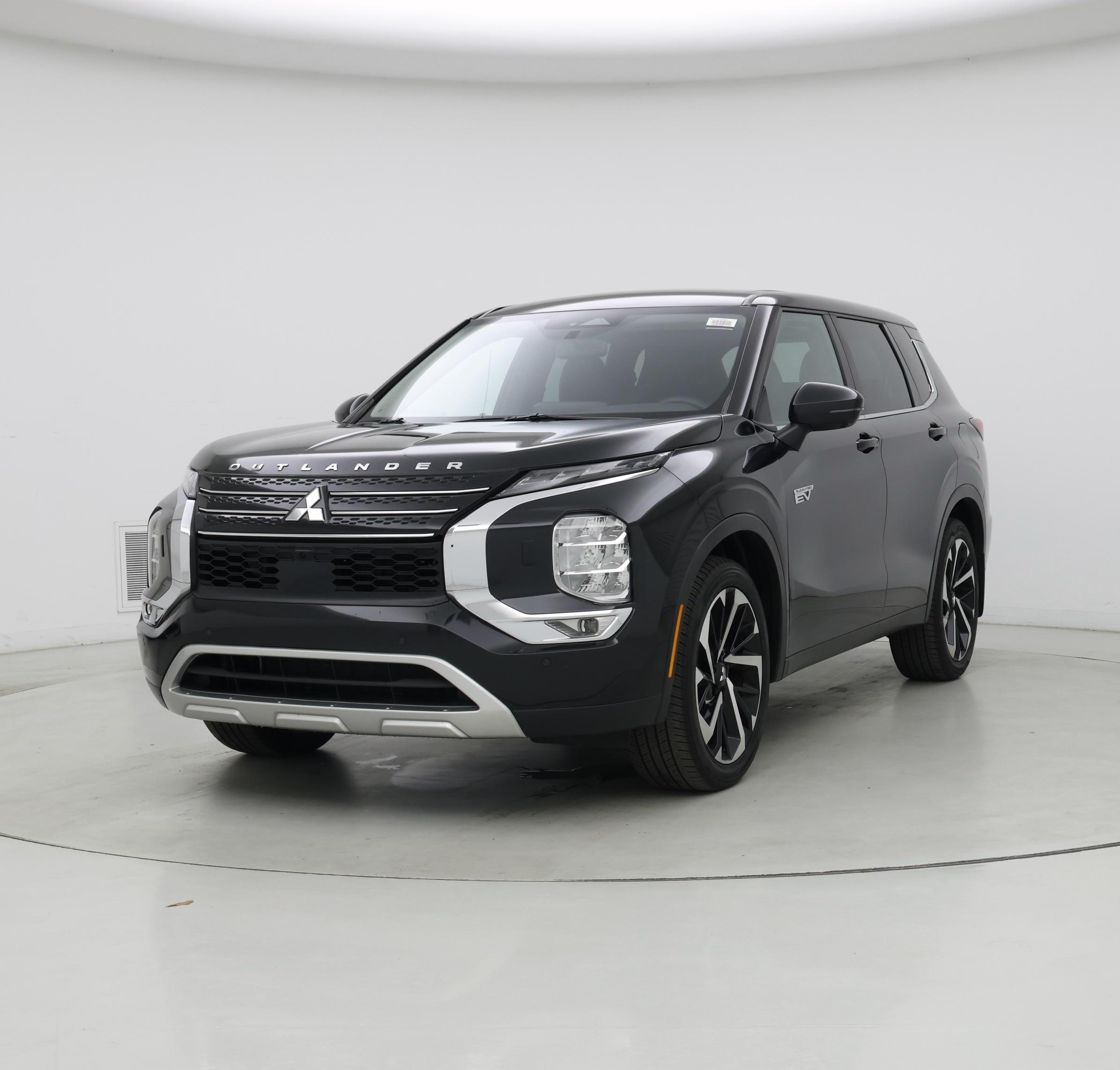 Thumbnail: 2023 Mitsubishi Outlander - 4