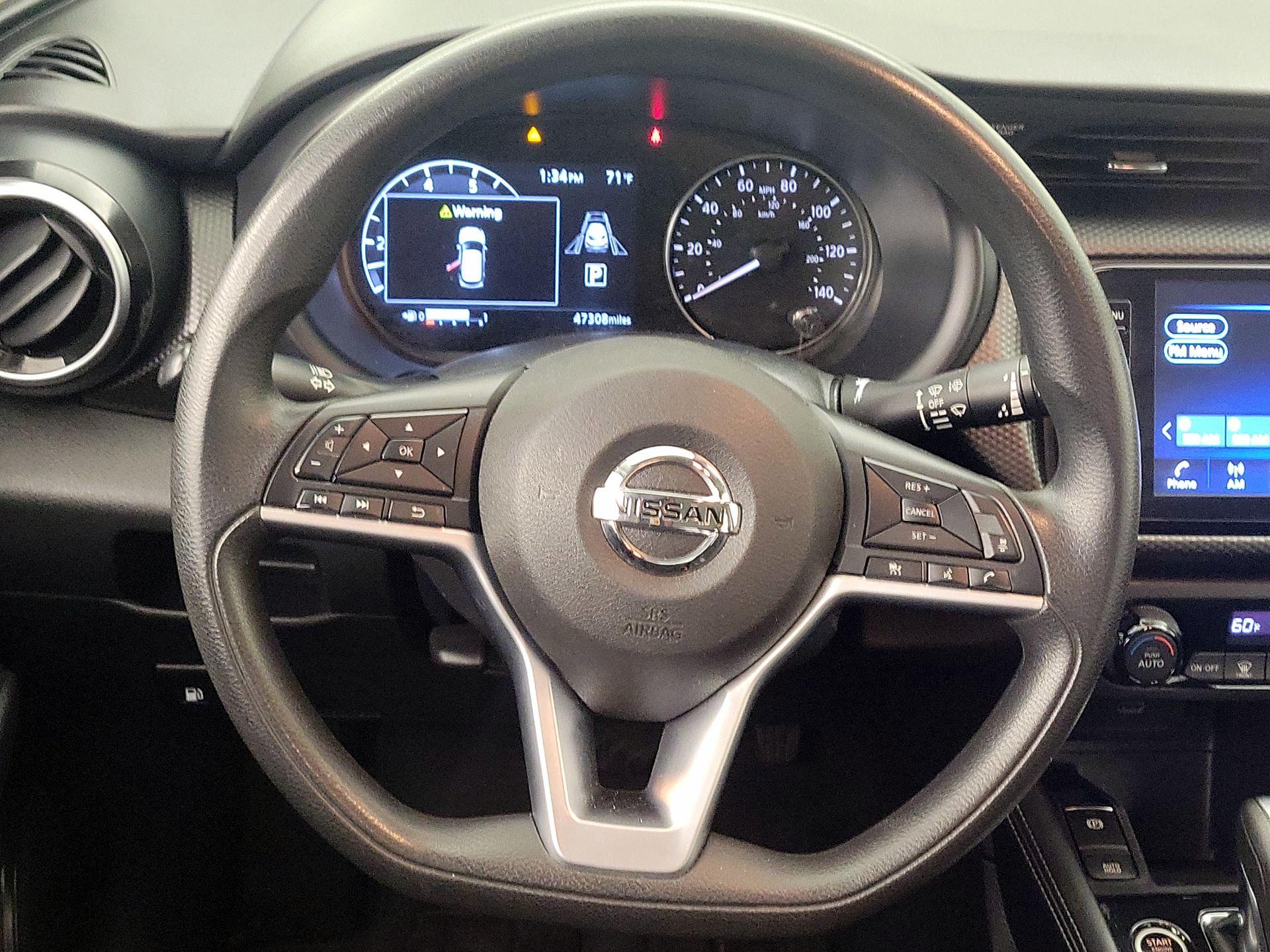Thumbnail: 2021 Nissan Kicks - 10