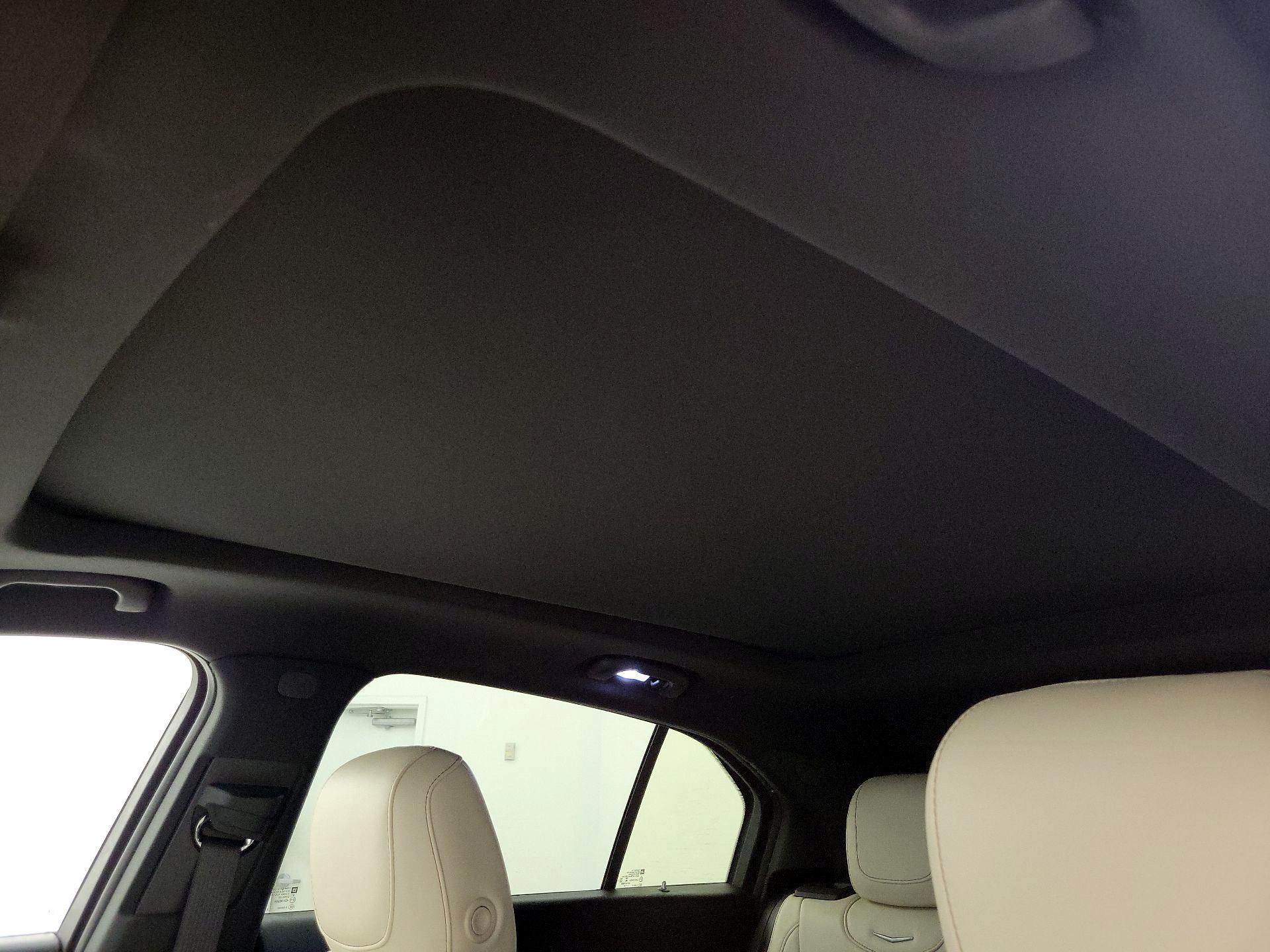 Thumbnail: 2020 Cadillac XT4 - 19