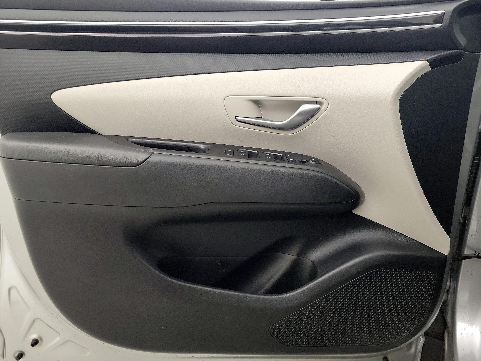 Thumbnail: 2022 Hyundai Tucson - 12