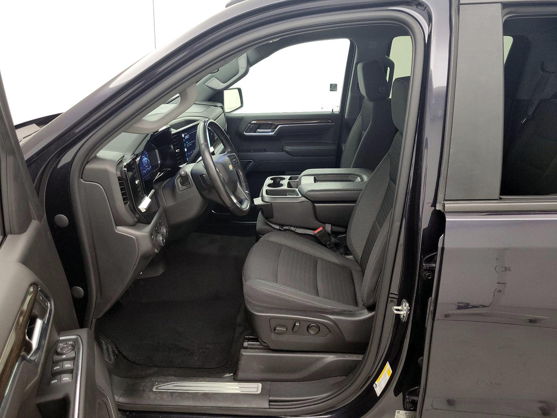 Thumbnail: 2022 Chevrolet Silverado 1500 - 11