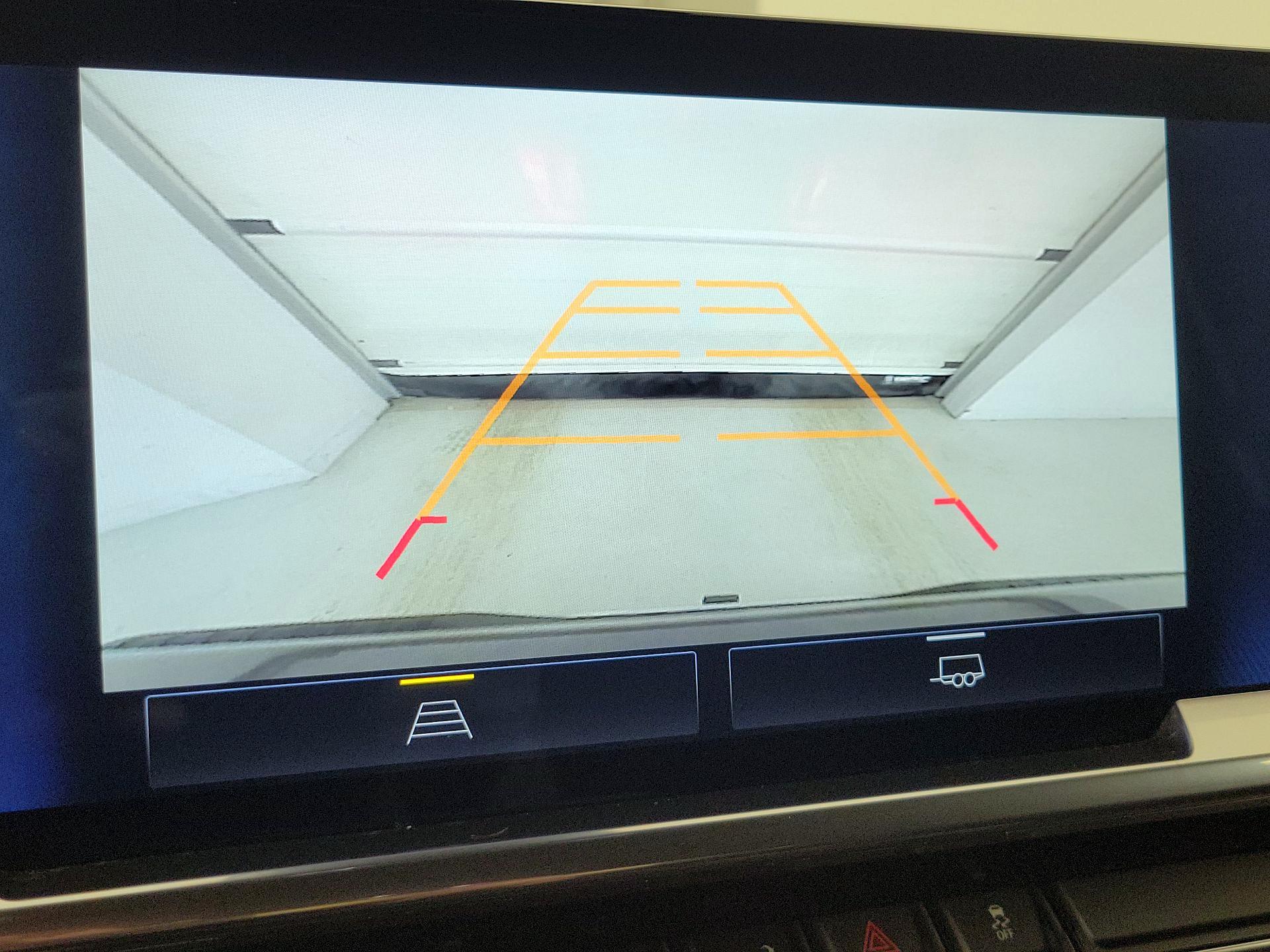 Thumbnail: 2022 Chevrolet Silverado 1500 - 14