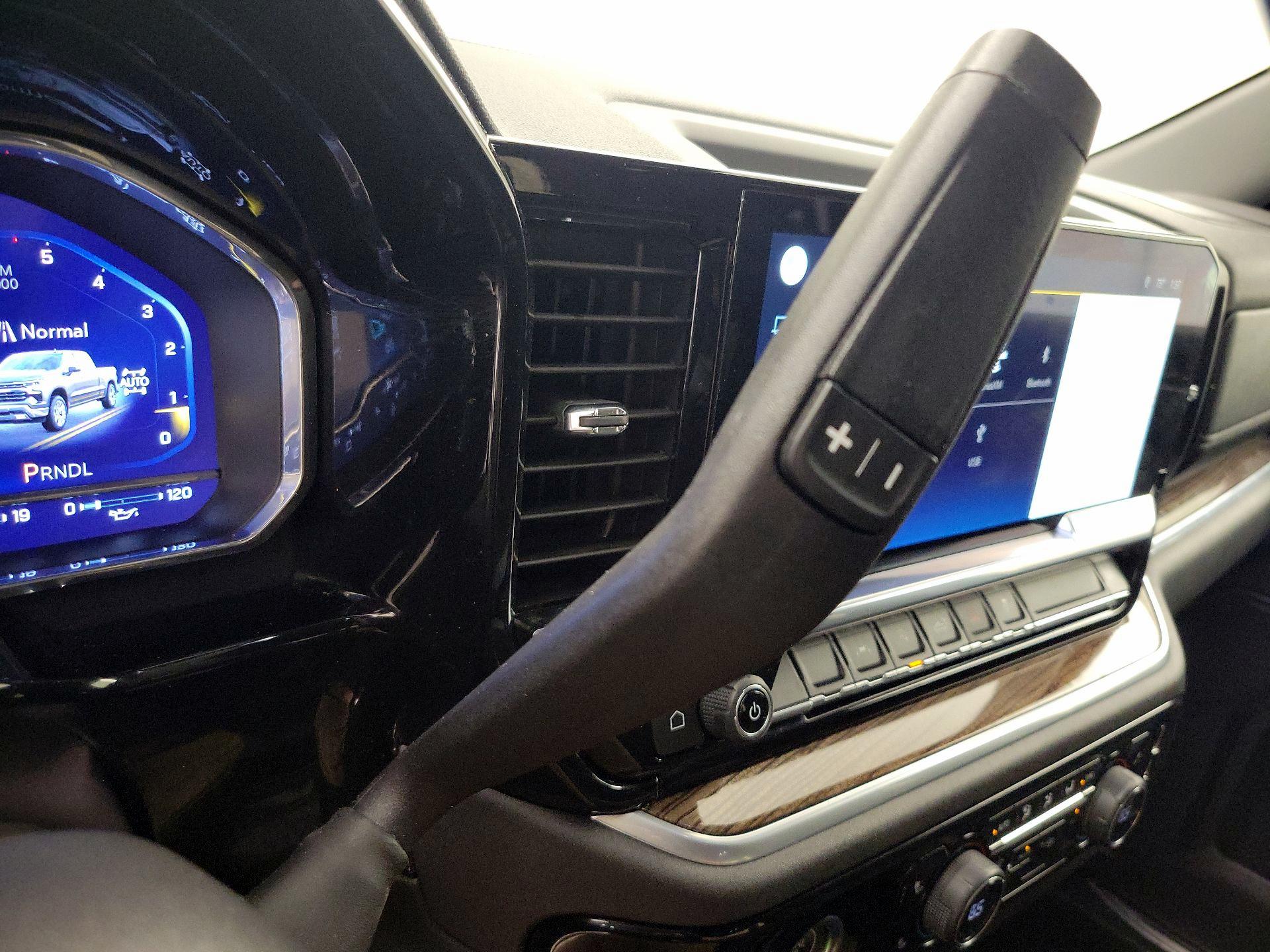 Thumbnail: 2022 Chevrolet Silverado 1500 - 17