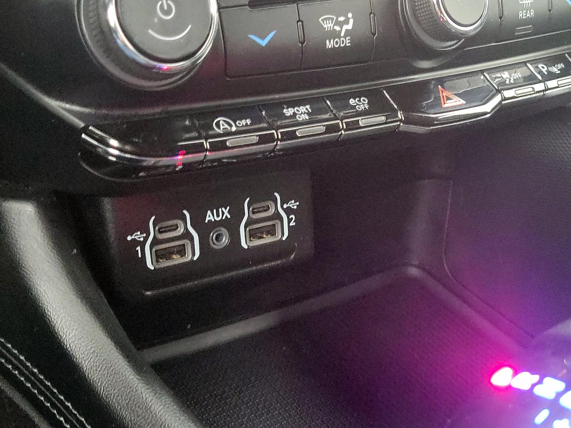 Thumbnail: 2022 Dodge Durango - 18