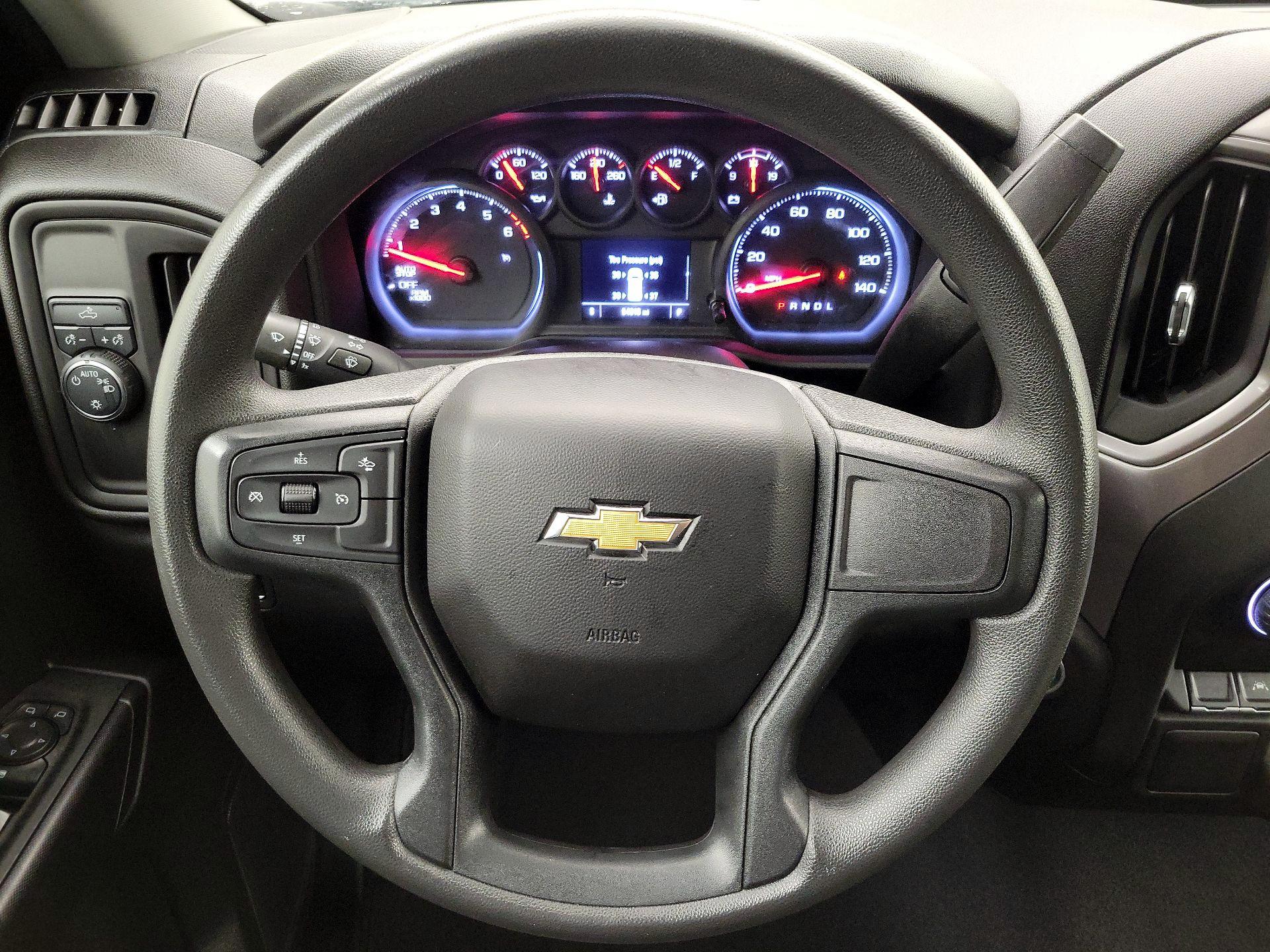 Thumbnail: 2023 Chevrolet Silverado 1500 - 10