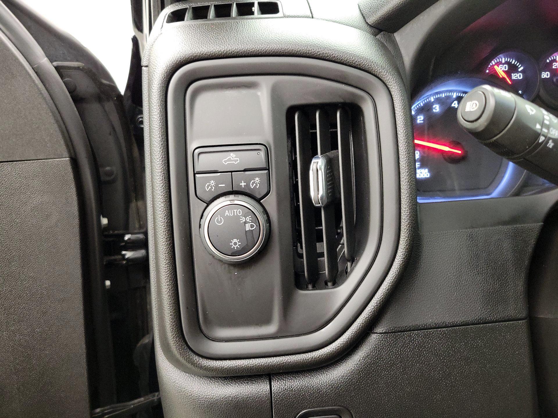 Thumbnail: 2023 Chevrolet Silverado 1500 - 13