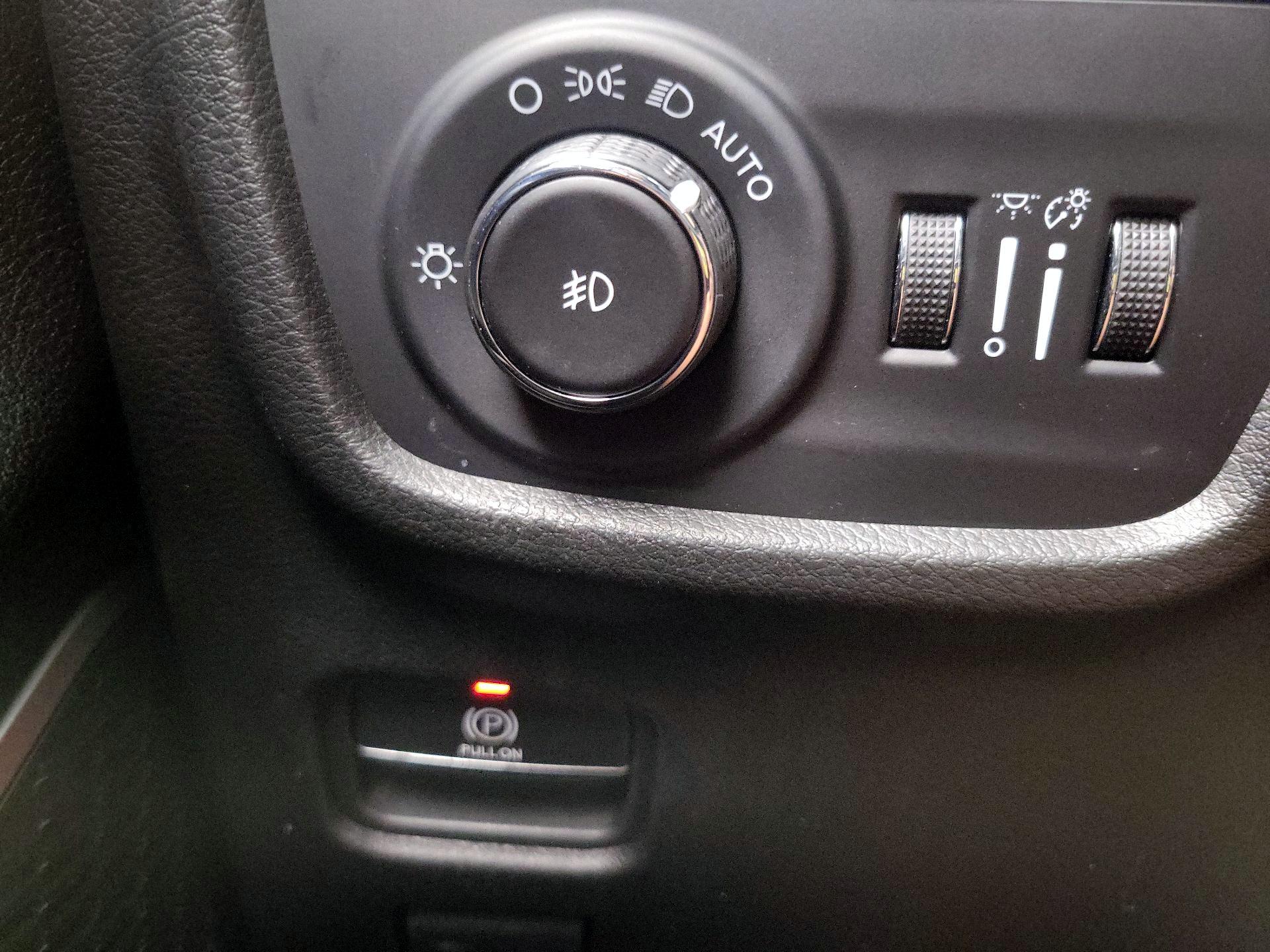 Thumbnail: 2022 Jeep Grand Cherokee - 13