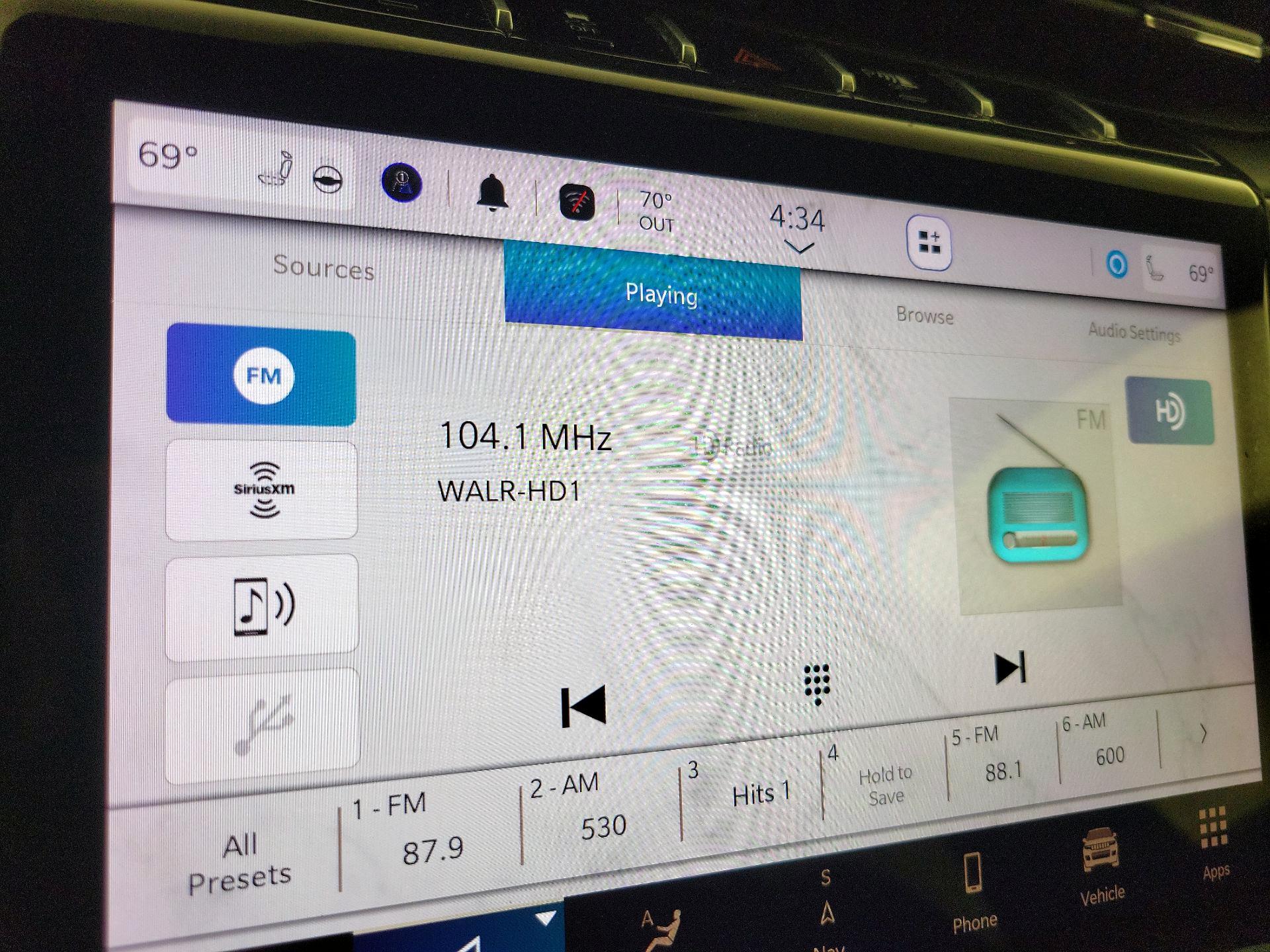 Thumbnail: 2022 Jeep Grand Cherokee - 16