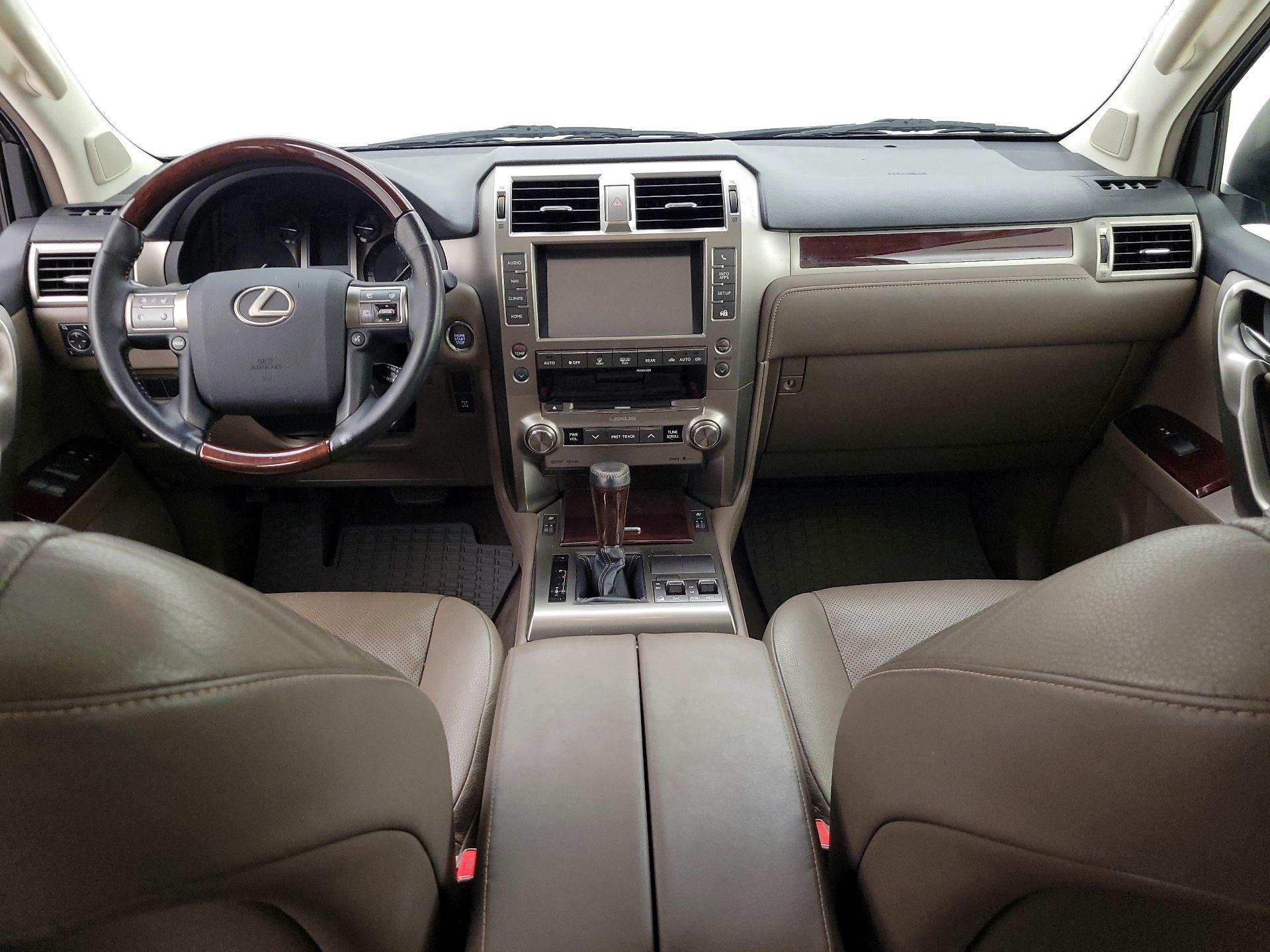 Thumbnail: 2017 Lexus GX - 9