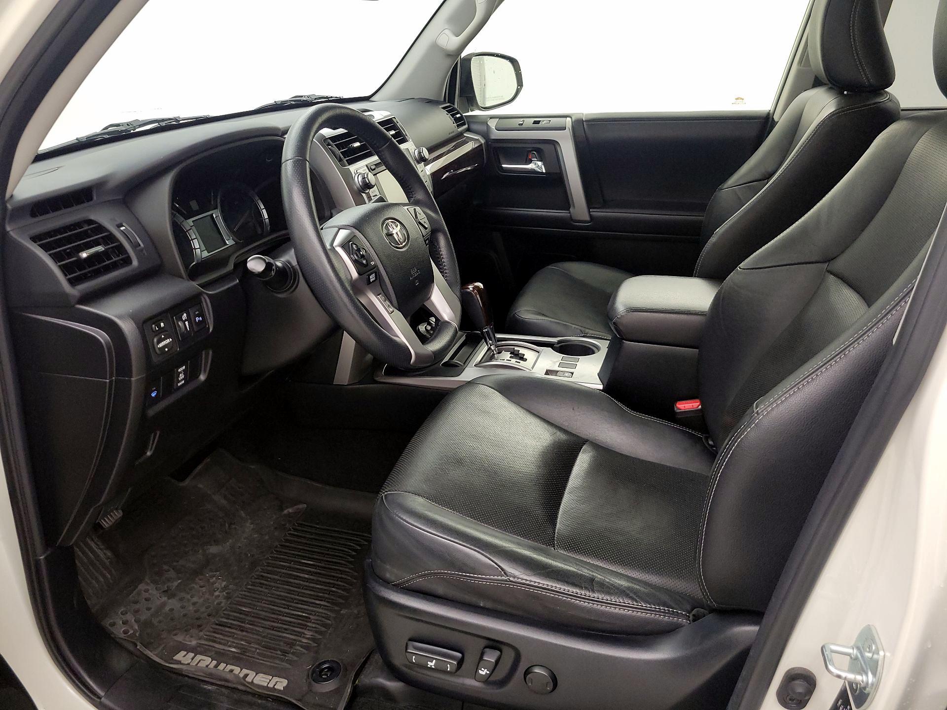 Thumbnail: 2019 Toyota 4Runner - 11