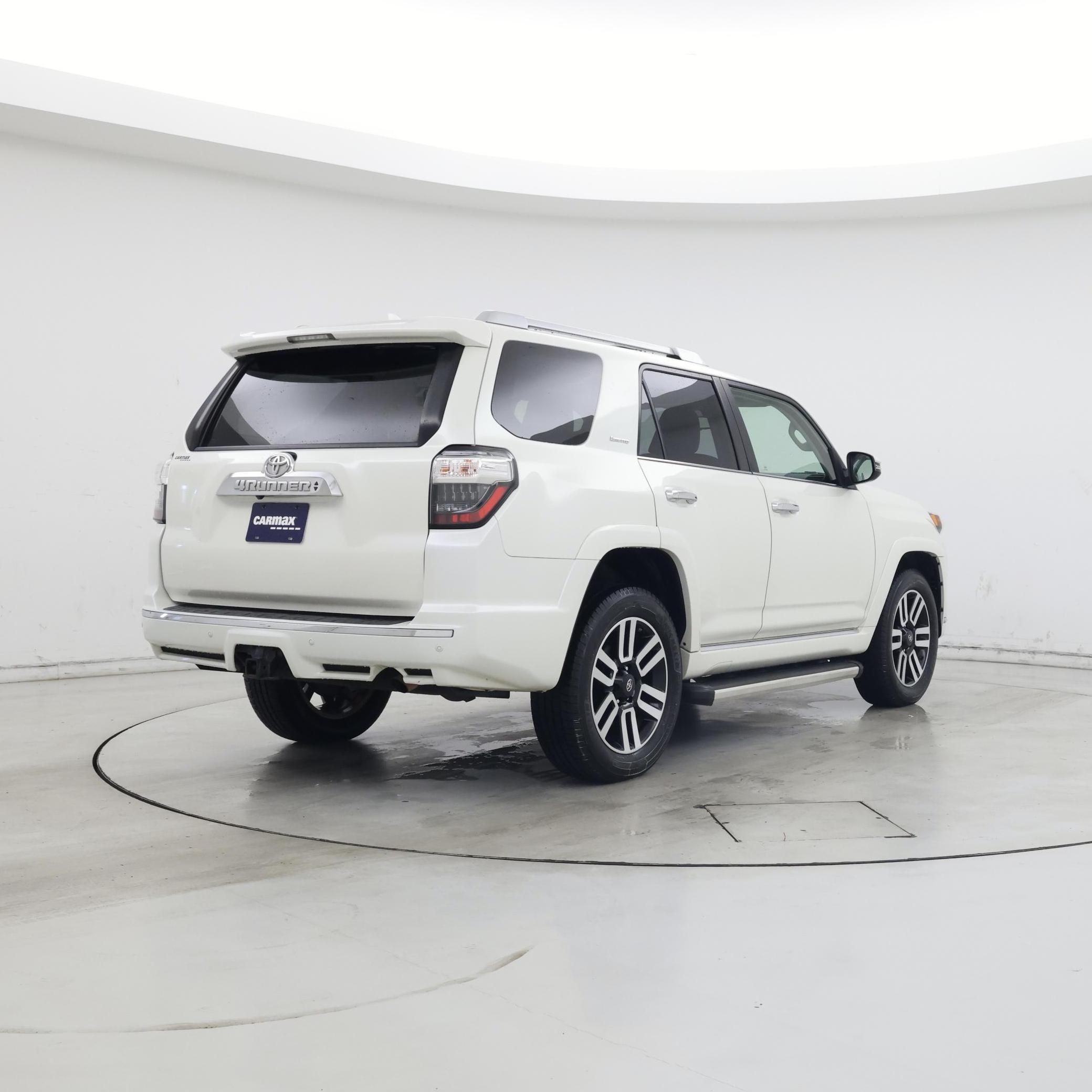 Thumbnail: 2019 Toyota 4Runner - 8