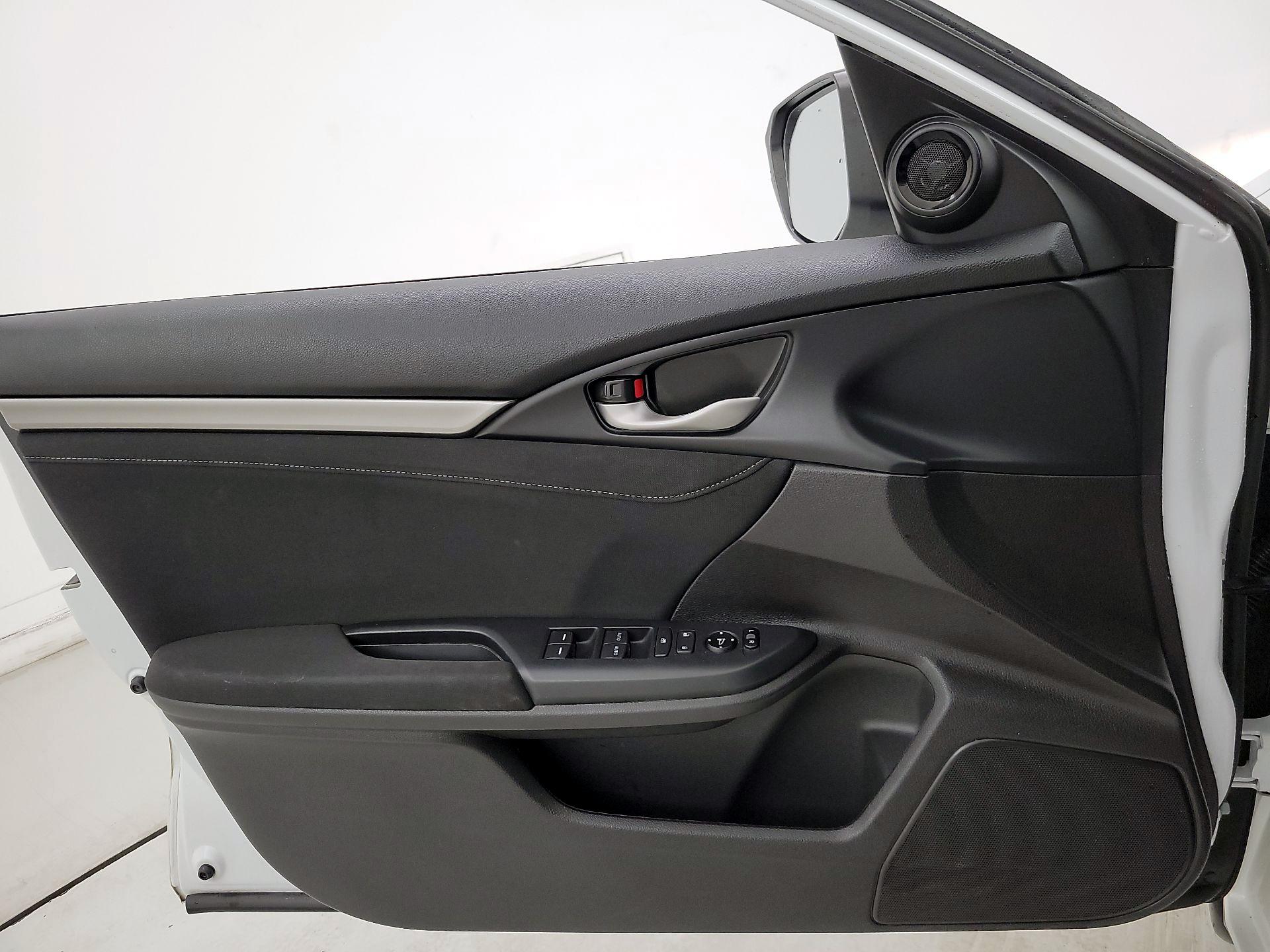Thumbnail: 2020 Honda Civic - 12