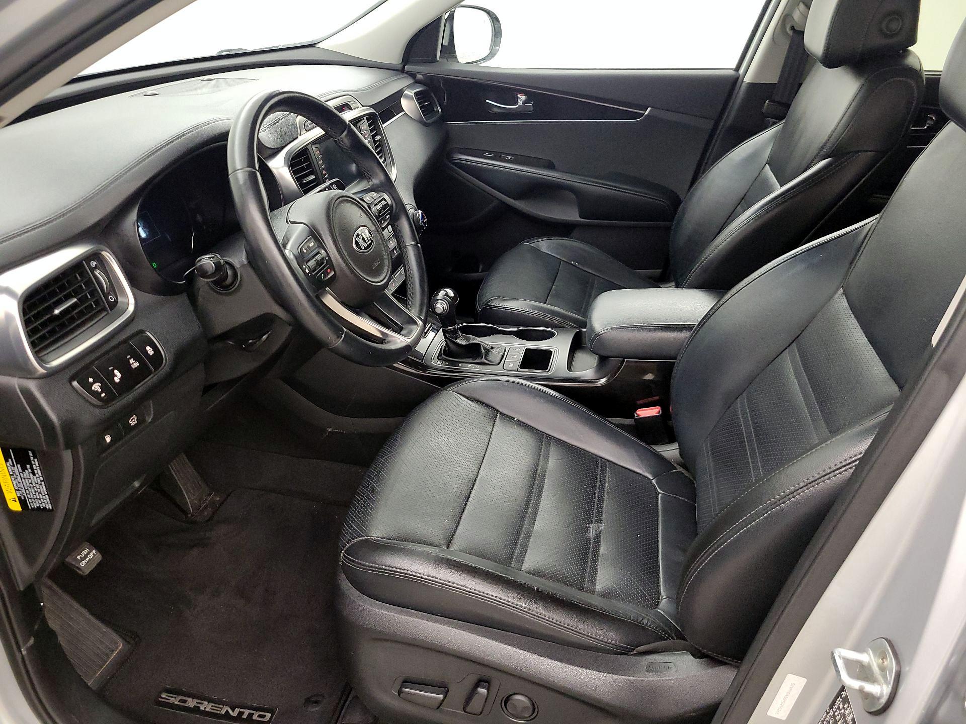 Thumbnail: 2017 Kia Sorento - 11