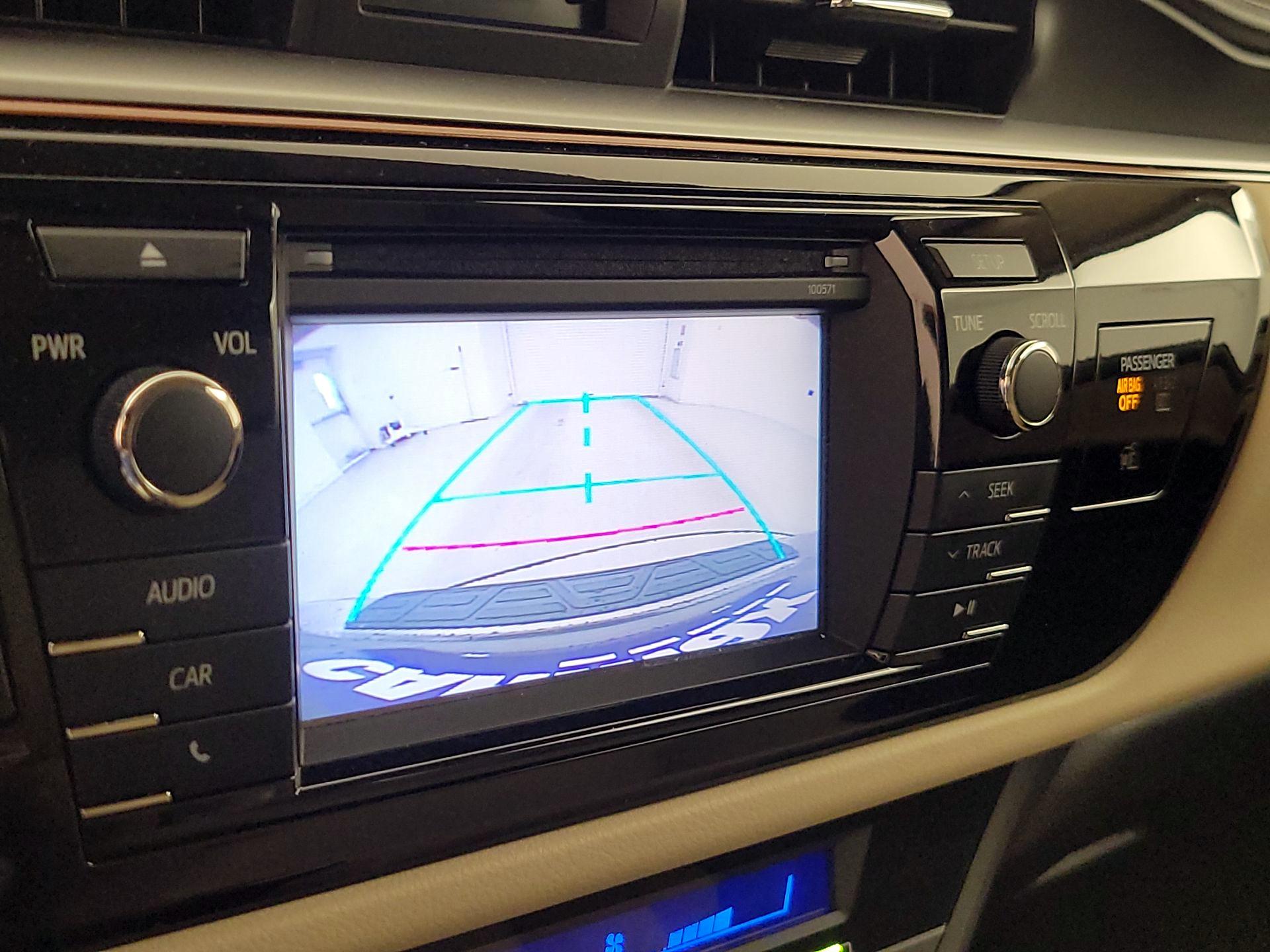 Thumbnail: 2016 Toyota Corolla - 14