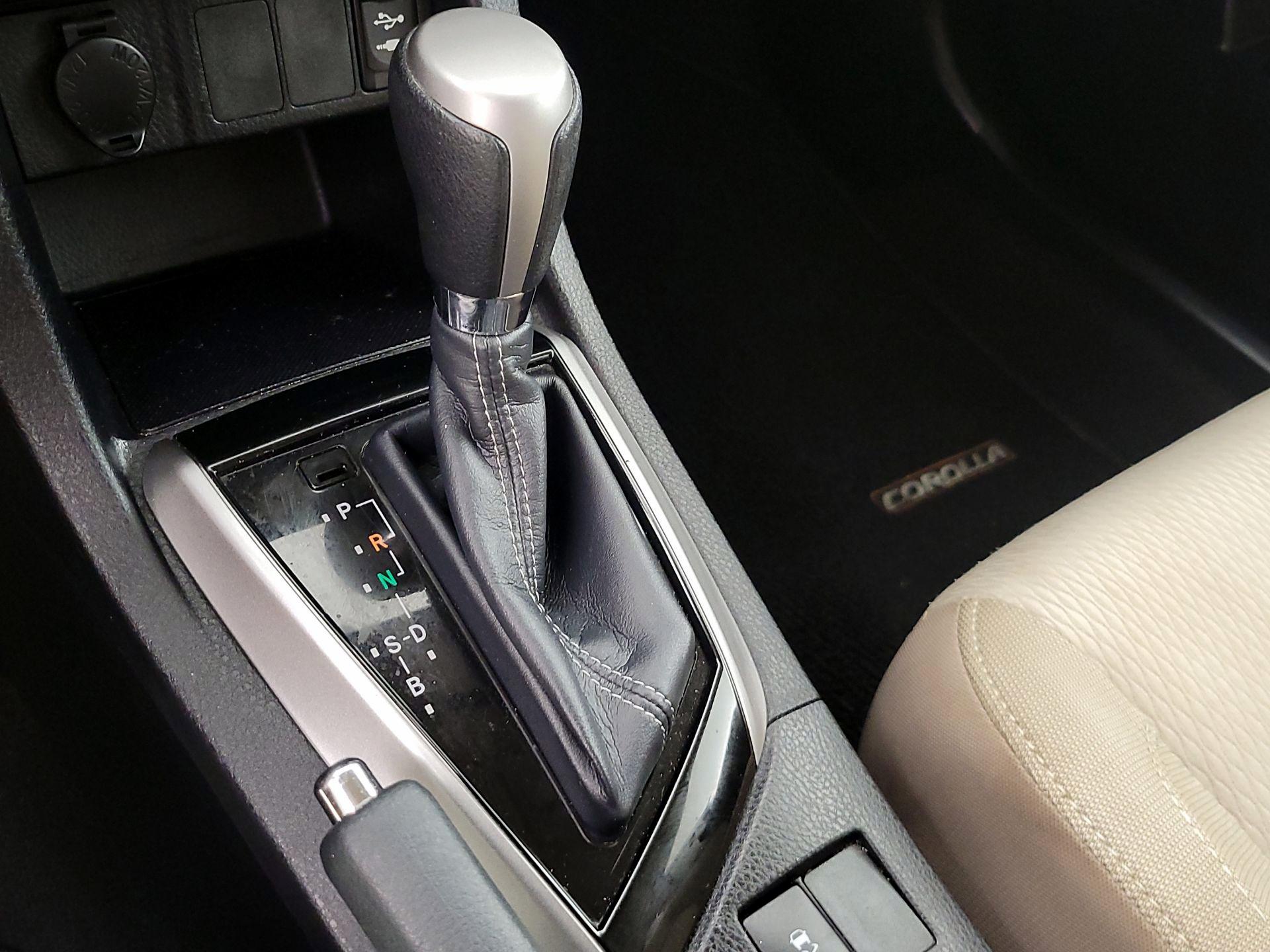 Thumbnail: 2016 Toyota Corolla - 17