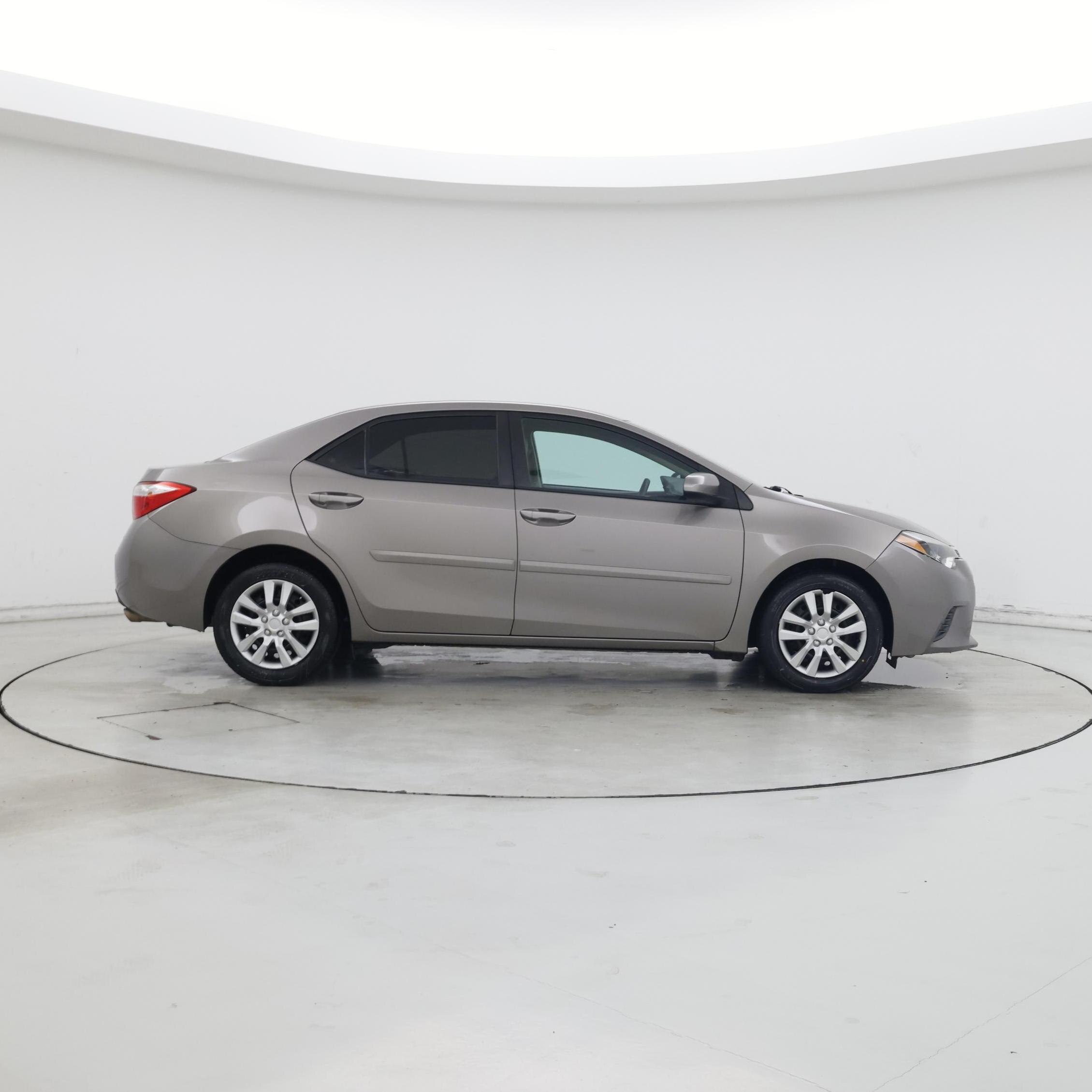 Thumbnail: 2016 Toyota Corolla - 7