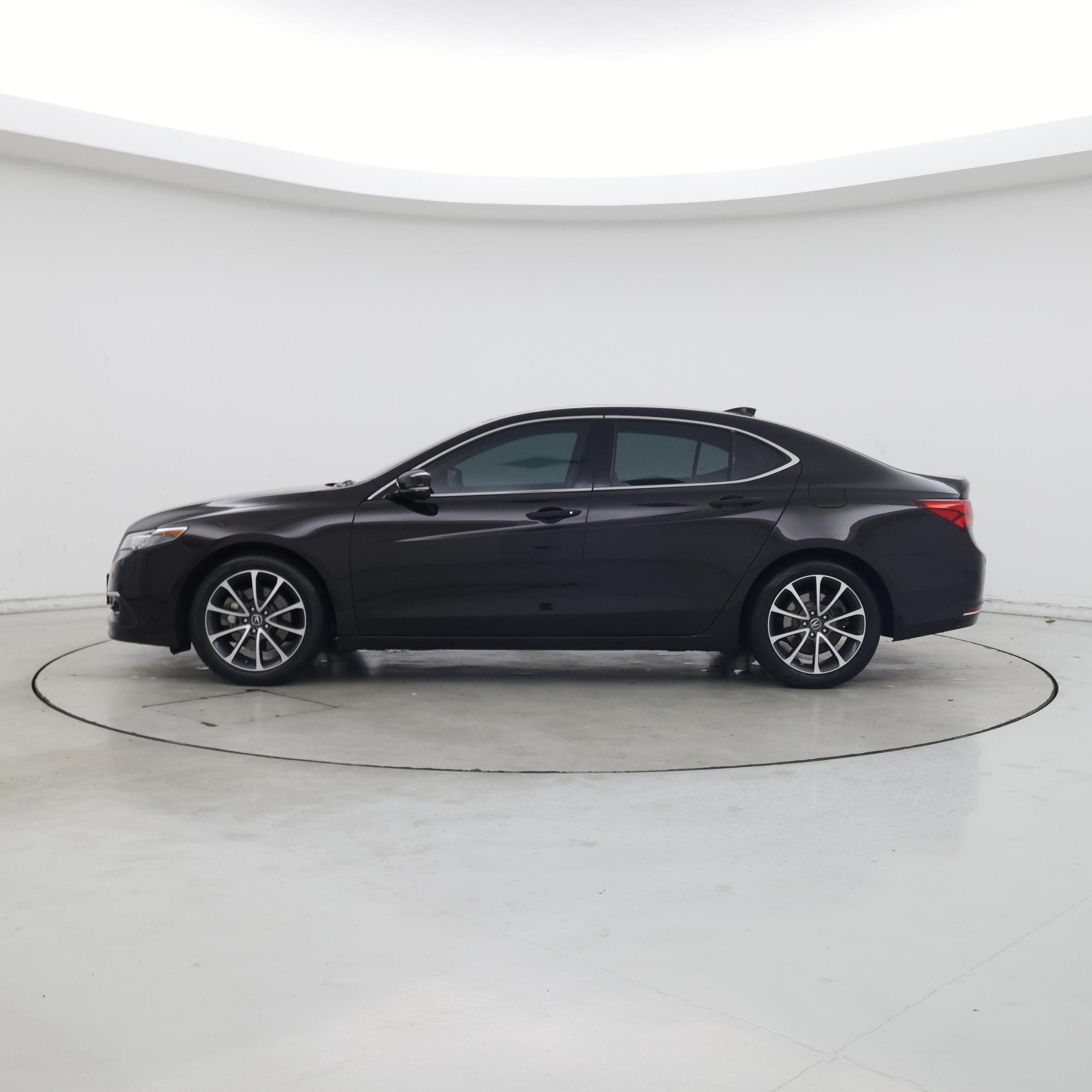 Thumbnail: 2015 Acura TLX - 3