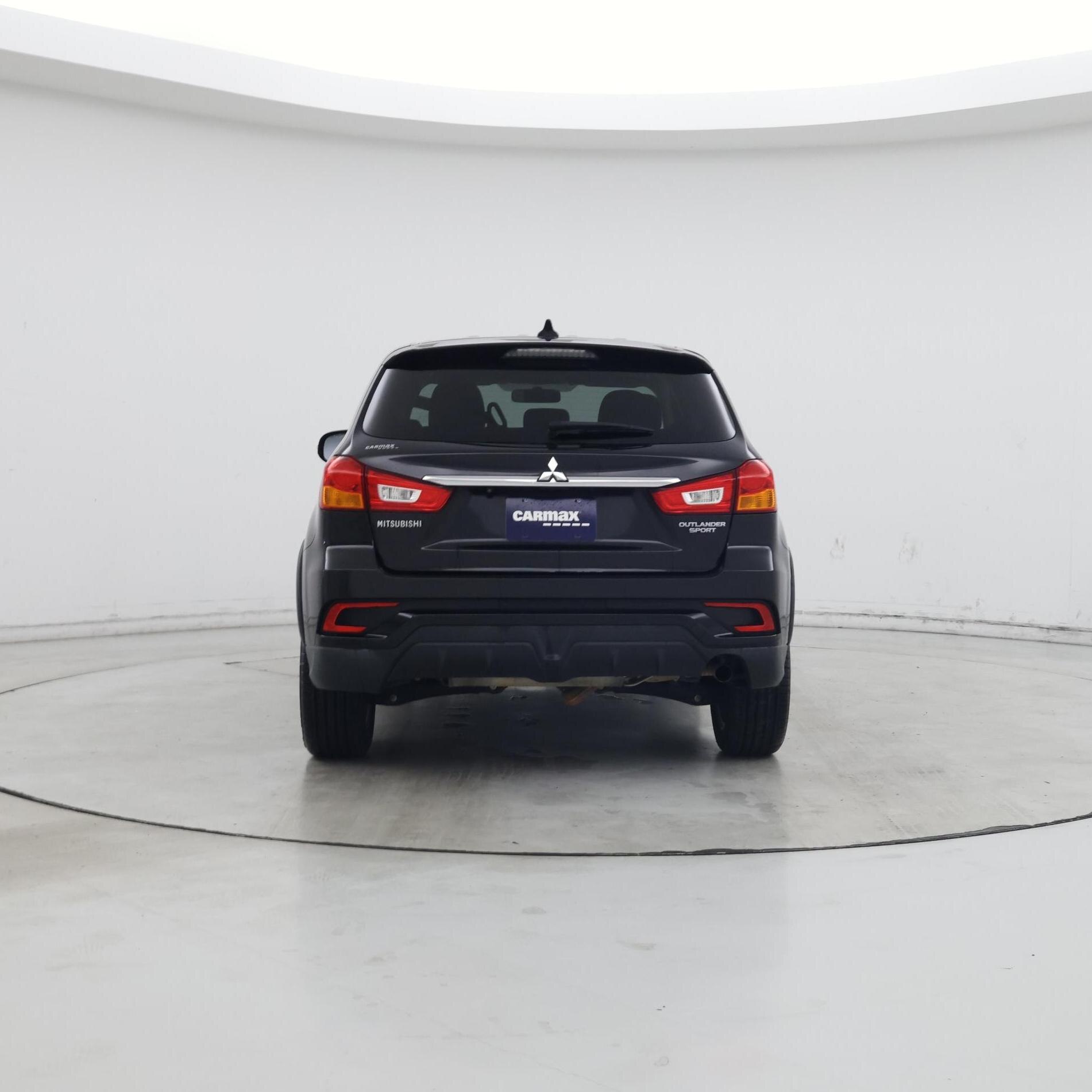 Thumbnail: 2018 Mitsubishi Outlander - 6