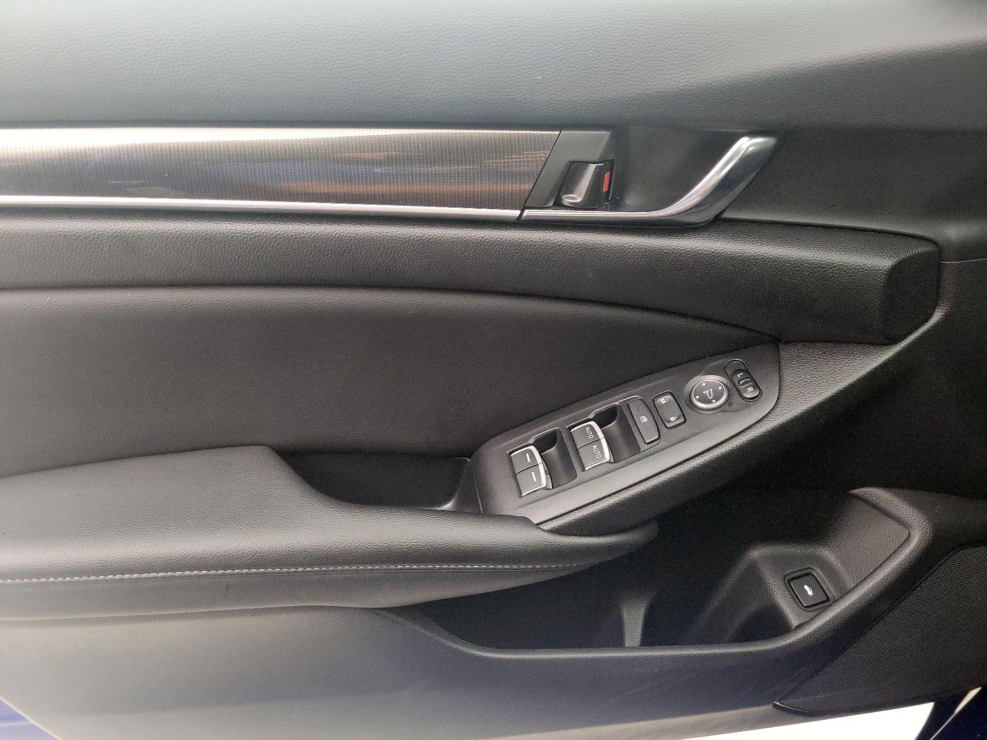 Thumbnail: 2022 Honda Accord - 12