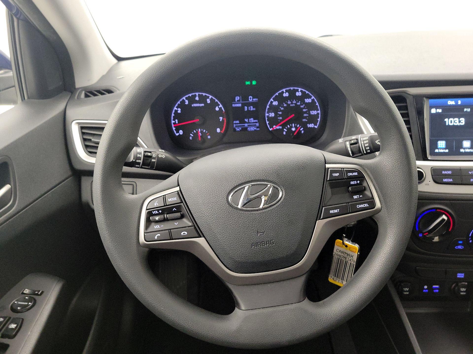 Thumbnail: 2021 Hyundai Accent - 10
