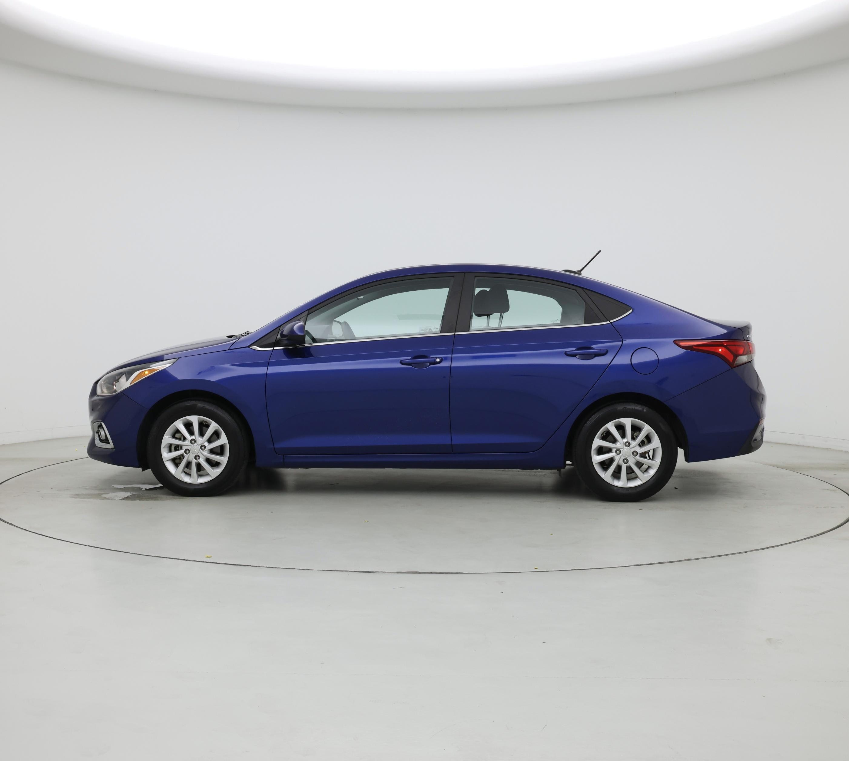 Thumbnail: 2021 Hyundai Accent - 3