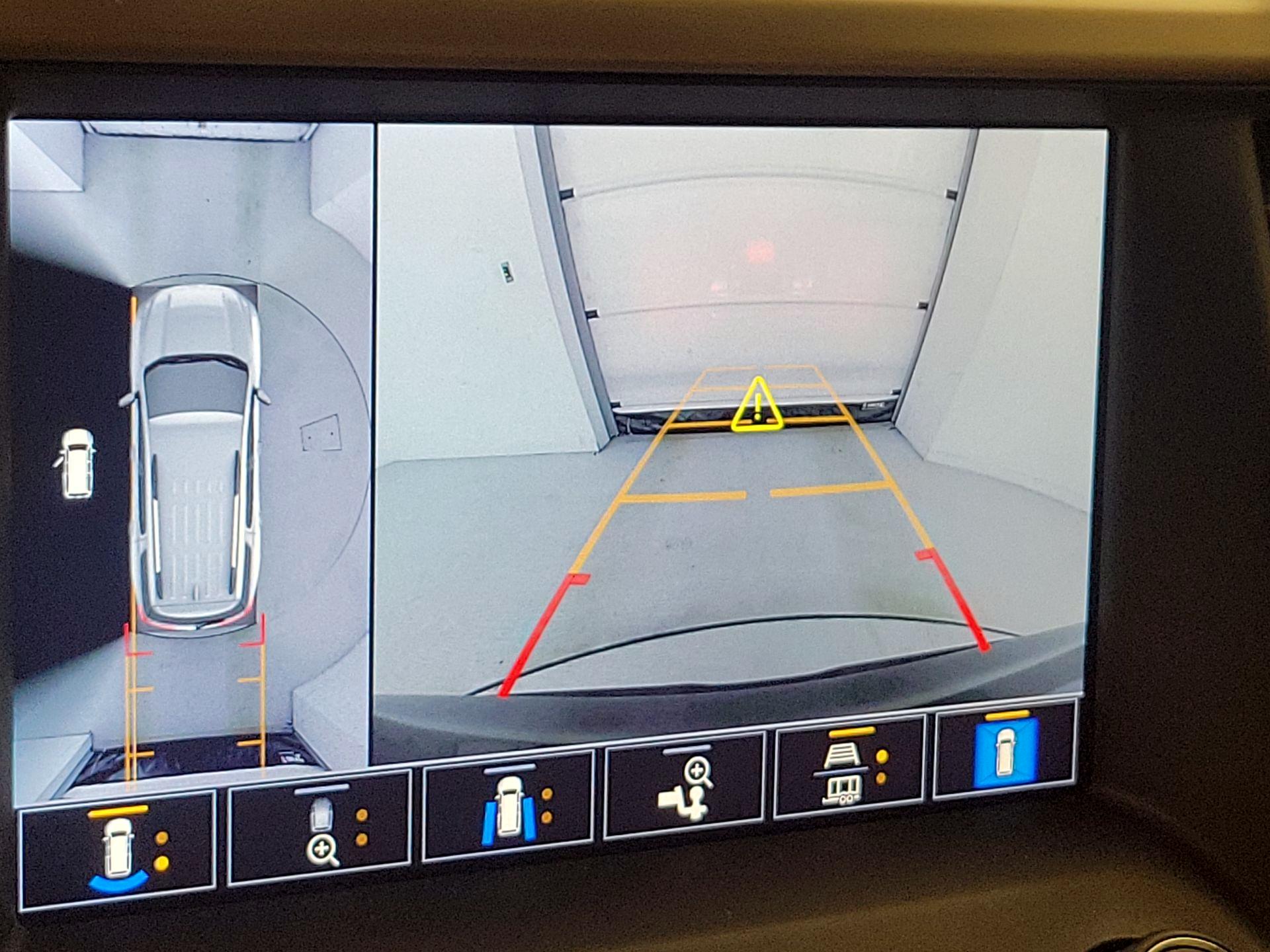 Thumbnail: 2021 GMC Acadia - 15