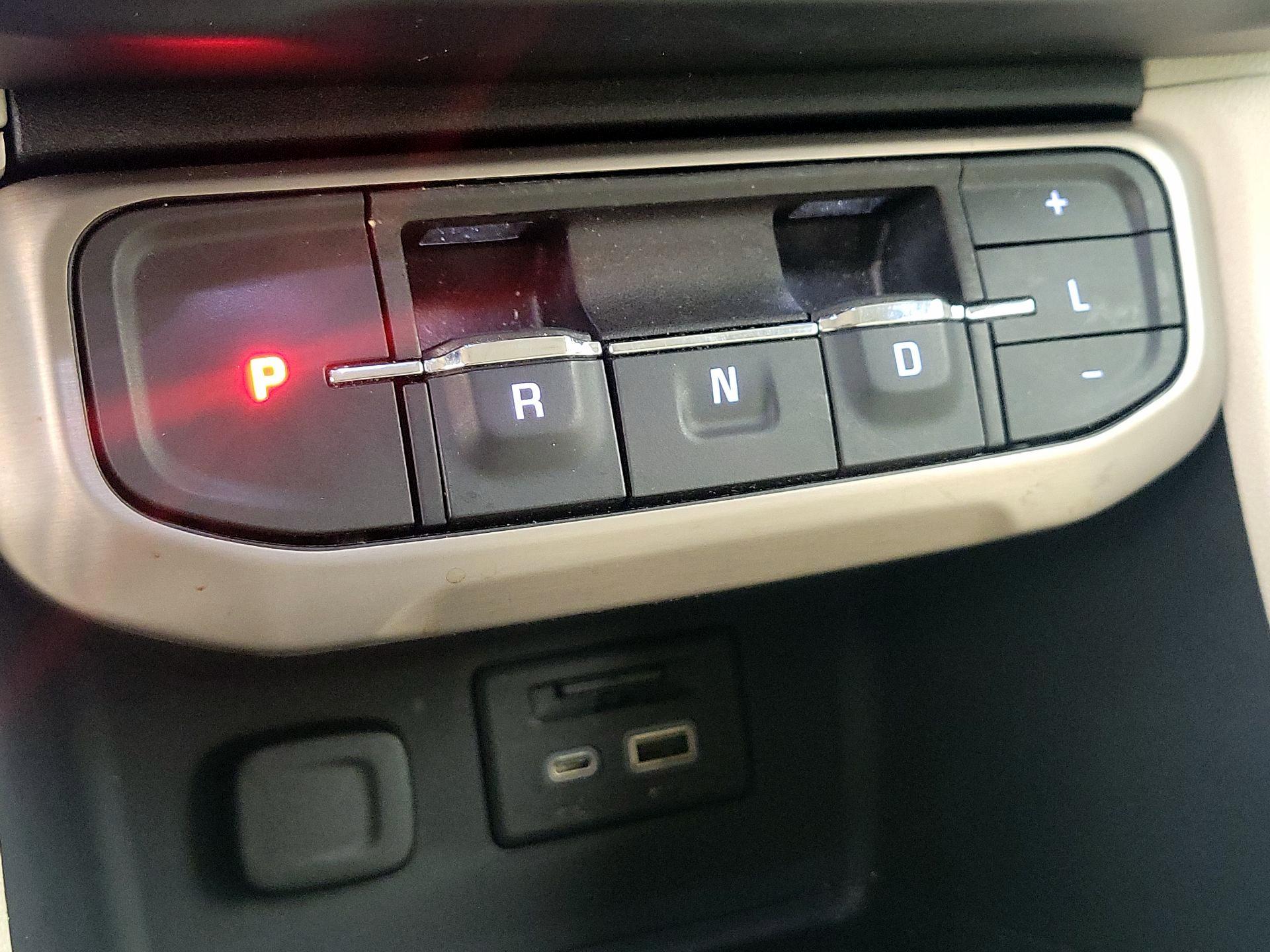 Thumbnail: 2021 GMC Acadia - 18