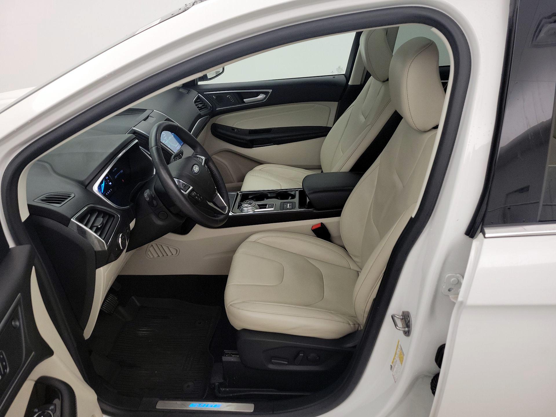 Thumbnail: 2020 Ford Edge - 11
