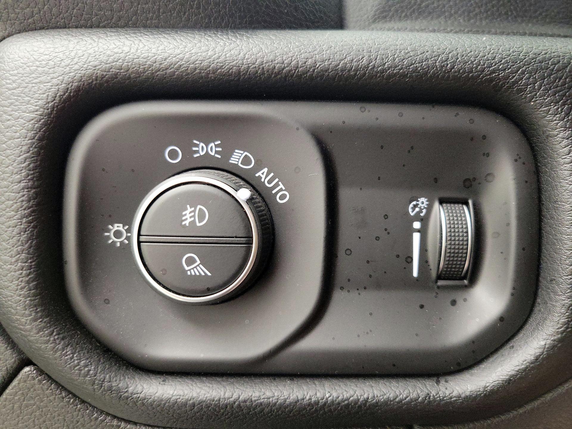 Thumbnail: 2021 RAM 1500 - 13