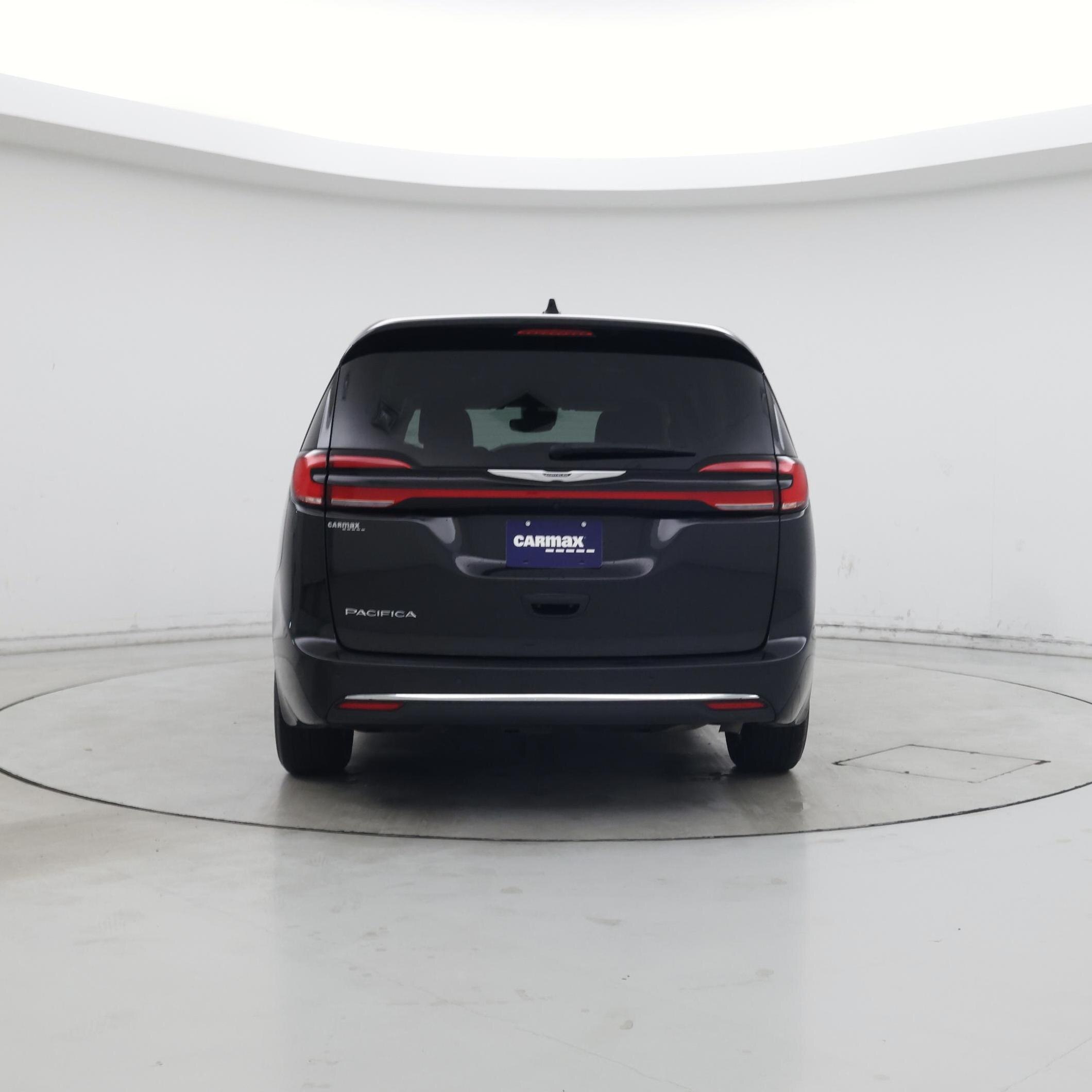 Thumbnail: 2023 Chrysler Pacifica - 6