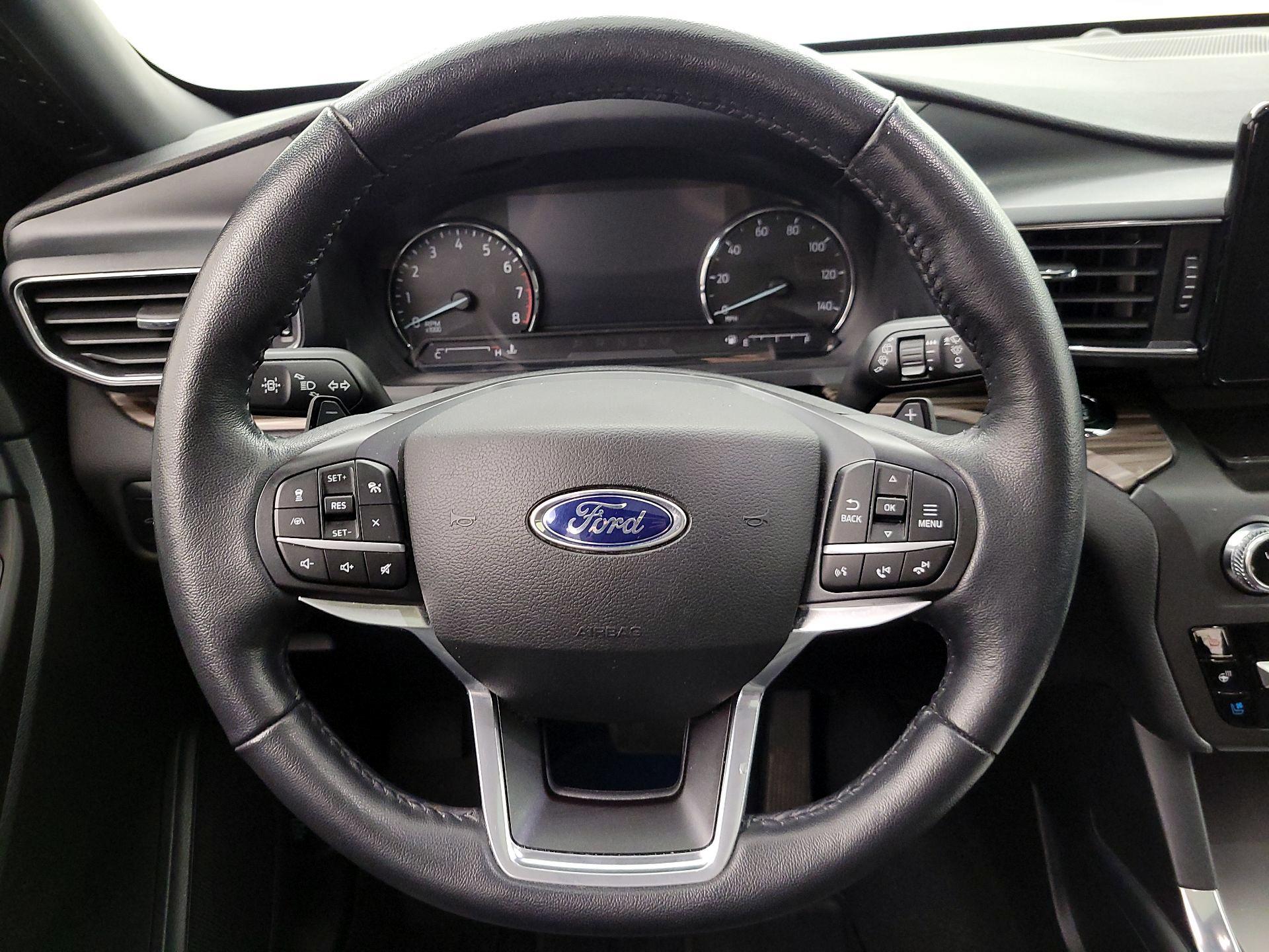 Thumbnail: 2020 Ford Explorer - 10