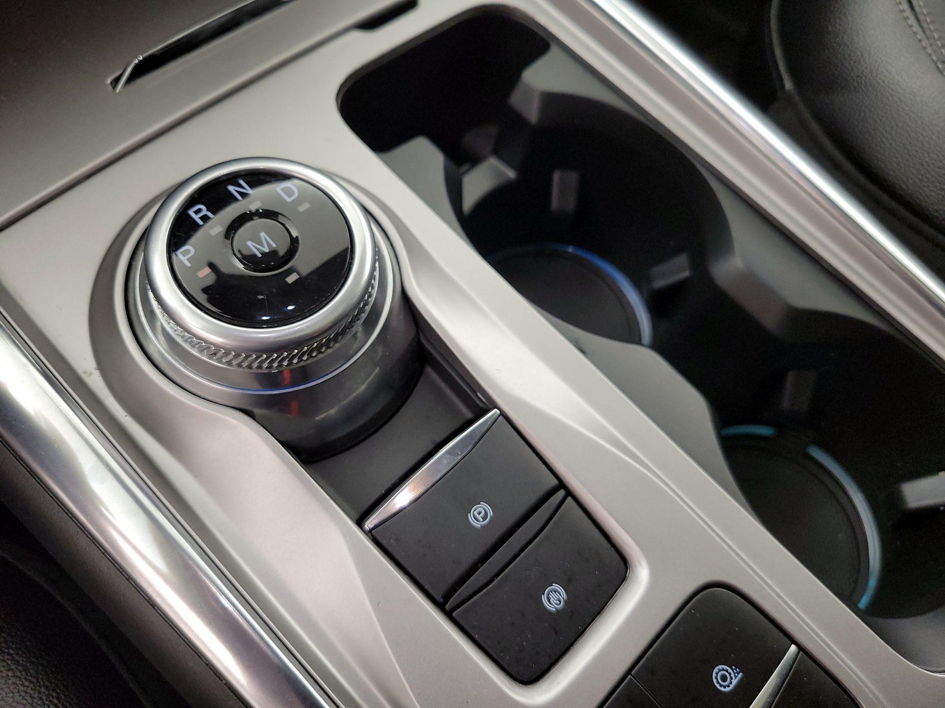 Thumbnail: 2020 Ford Explorer - 18