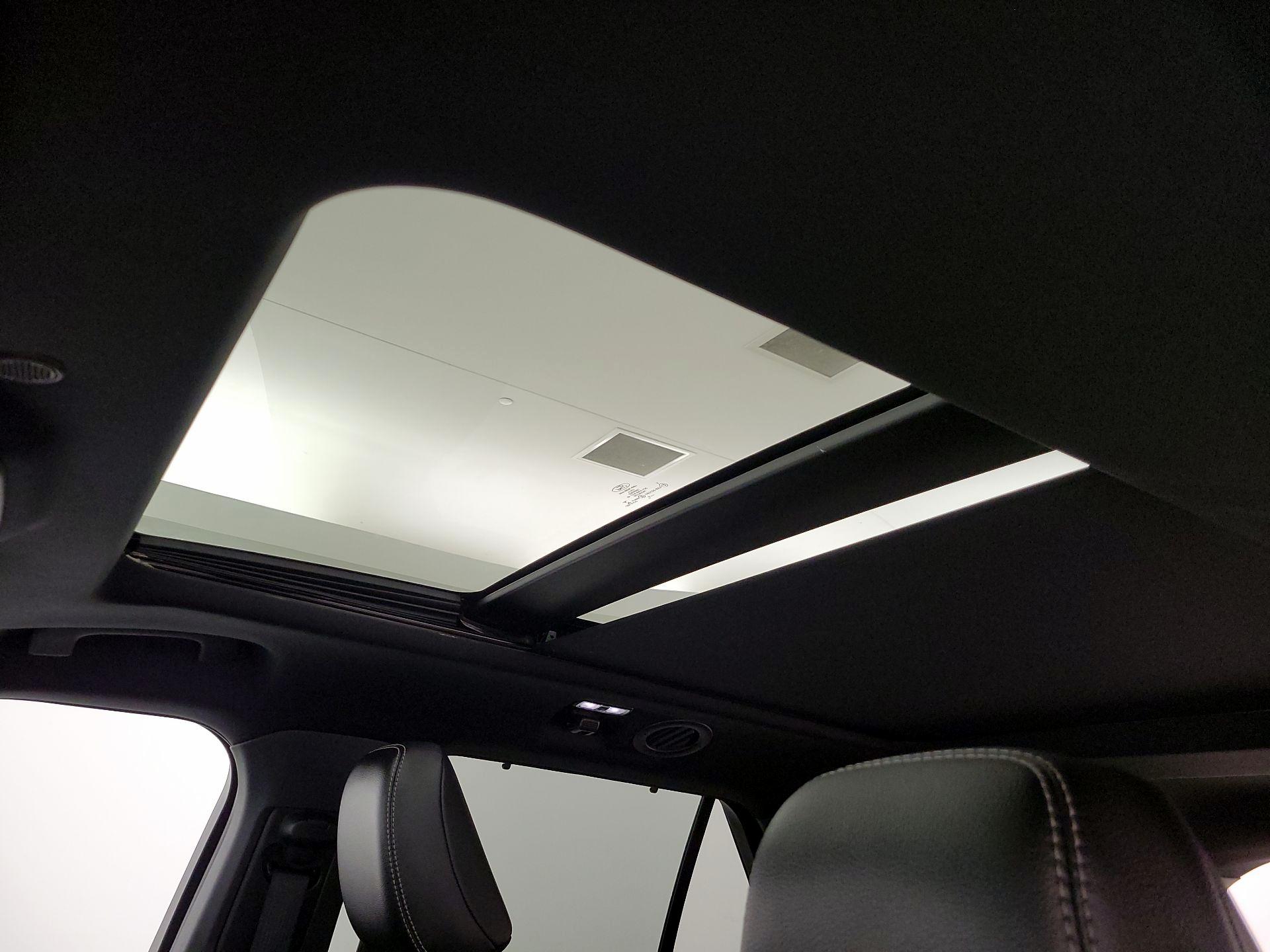 Thumbnail: 2020 Ford Explorer - 20