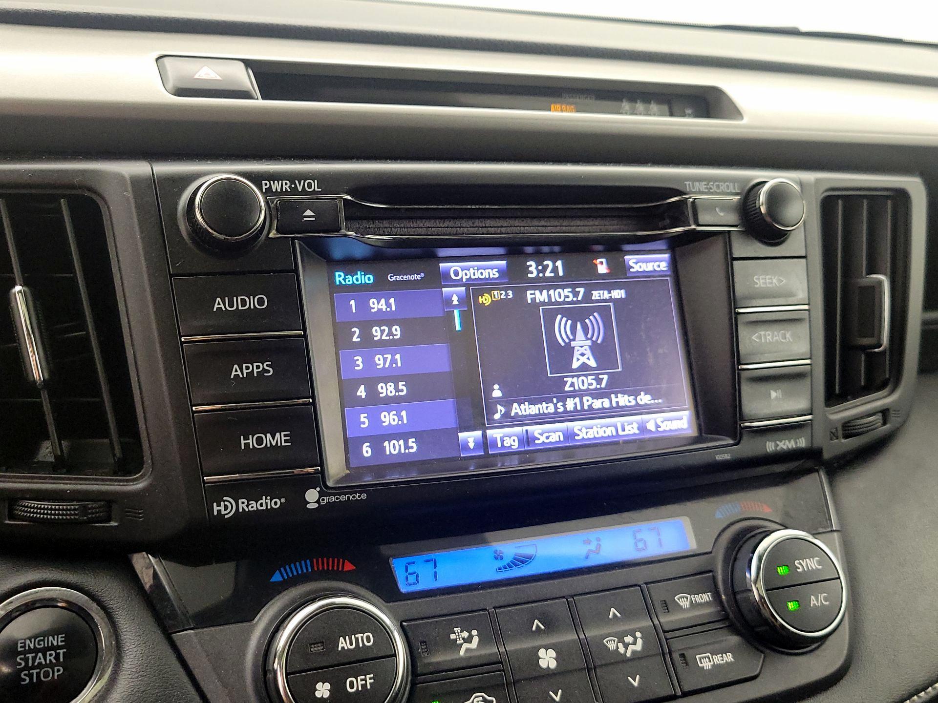 Thumbnail: 2018 Toyota RAV4 - 15