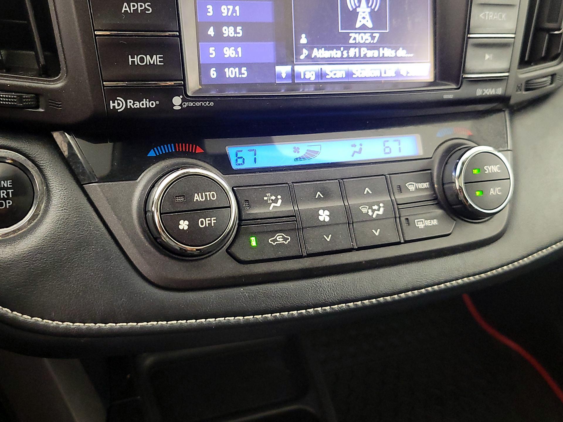 Thumbnail: 2018 Toyota RAV4 - 16
