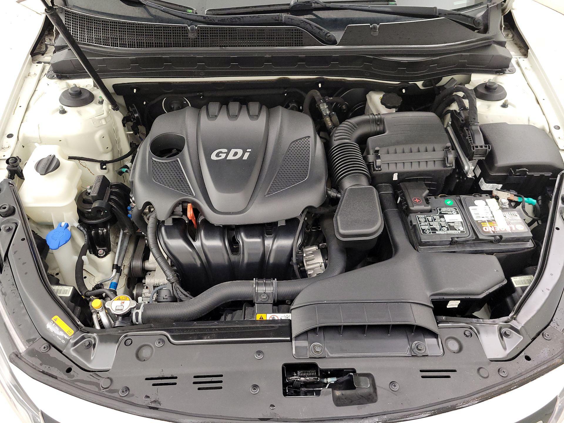 Thumbnail: 2015 Kia Optima - 20