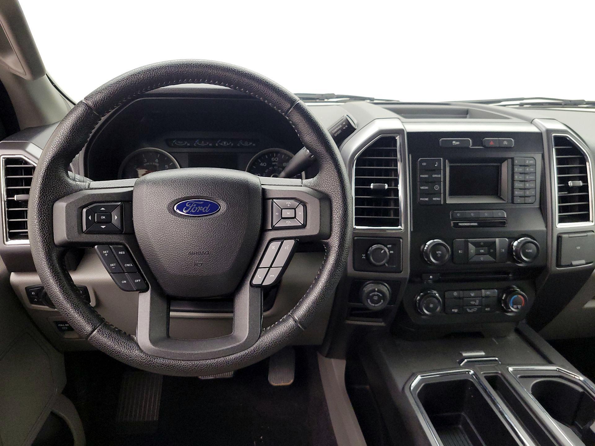 Thumbnail: 2016 Ford F-150 - 10