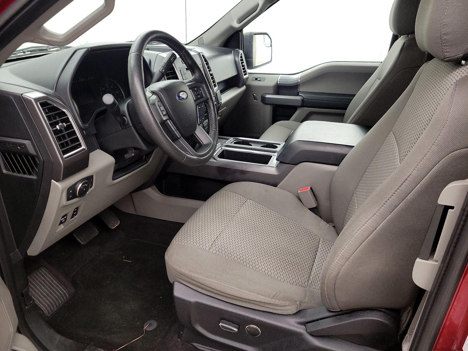 Thumbnail: 2016 Ford F-150 - 11